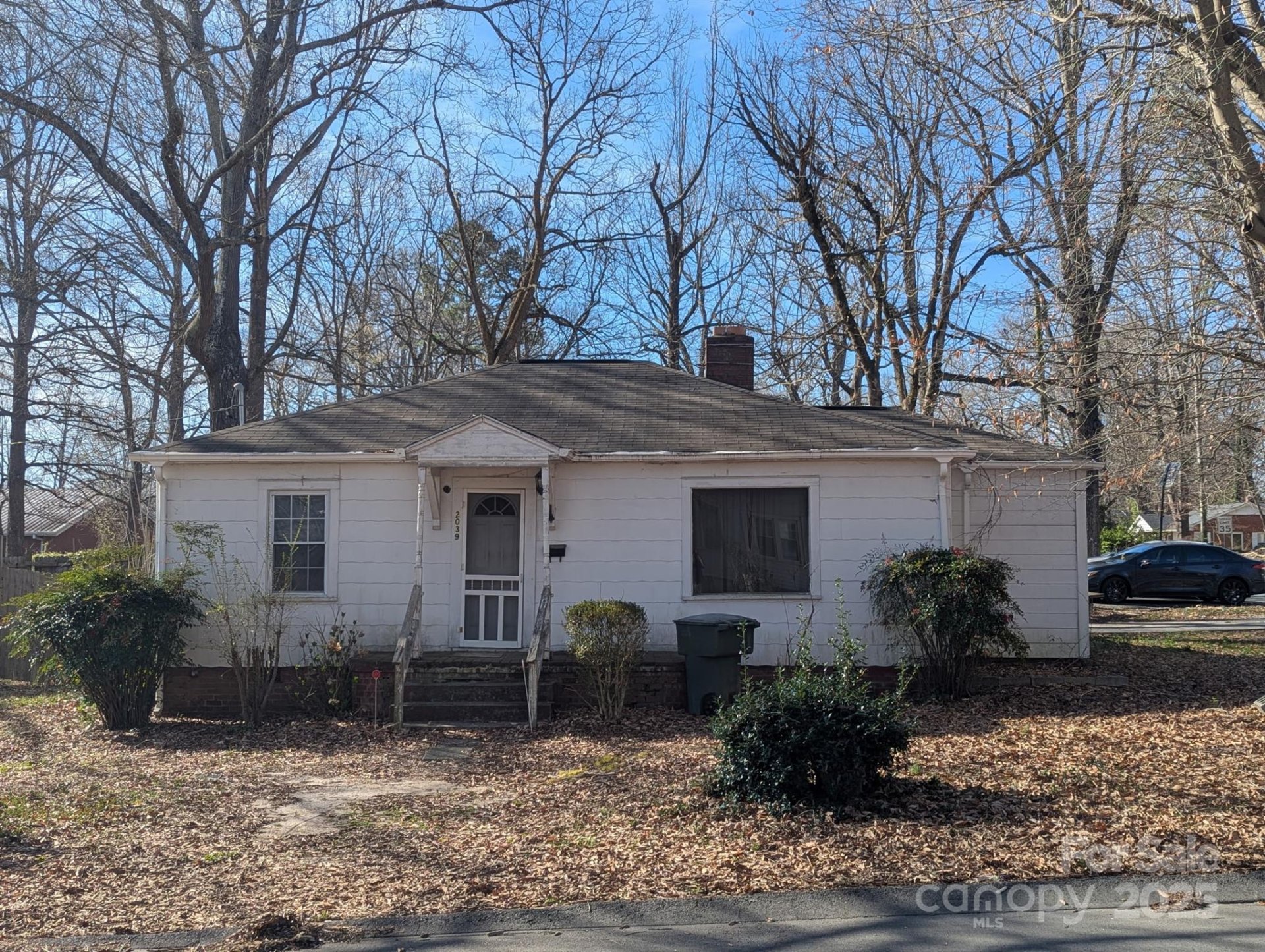 2039 Garland Avenue