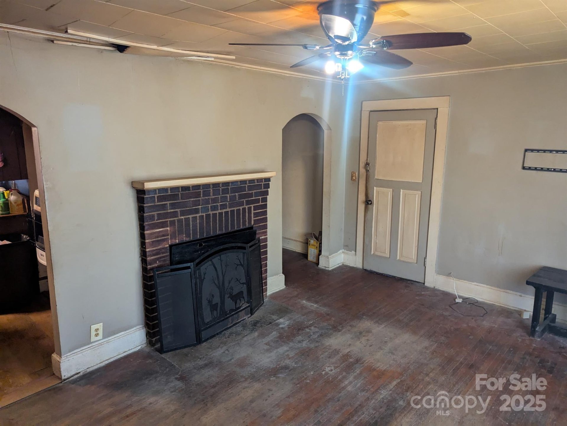 Property image 2 at 2039 Garland Avenue, Gastonia, NC 28052