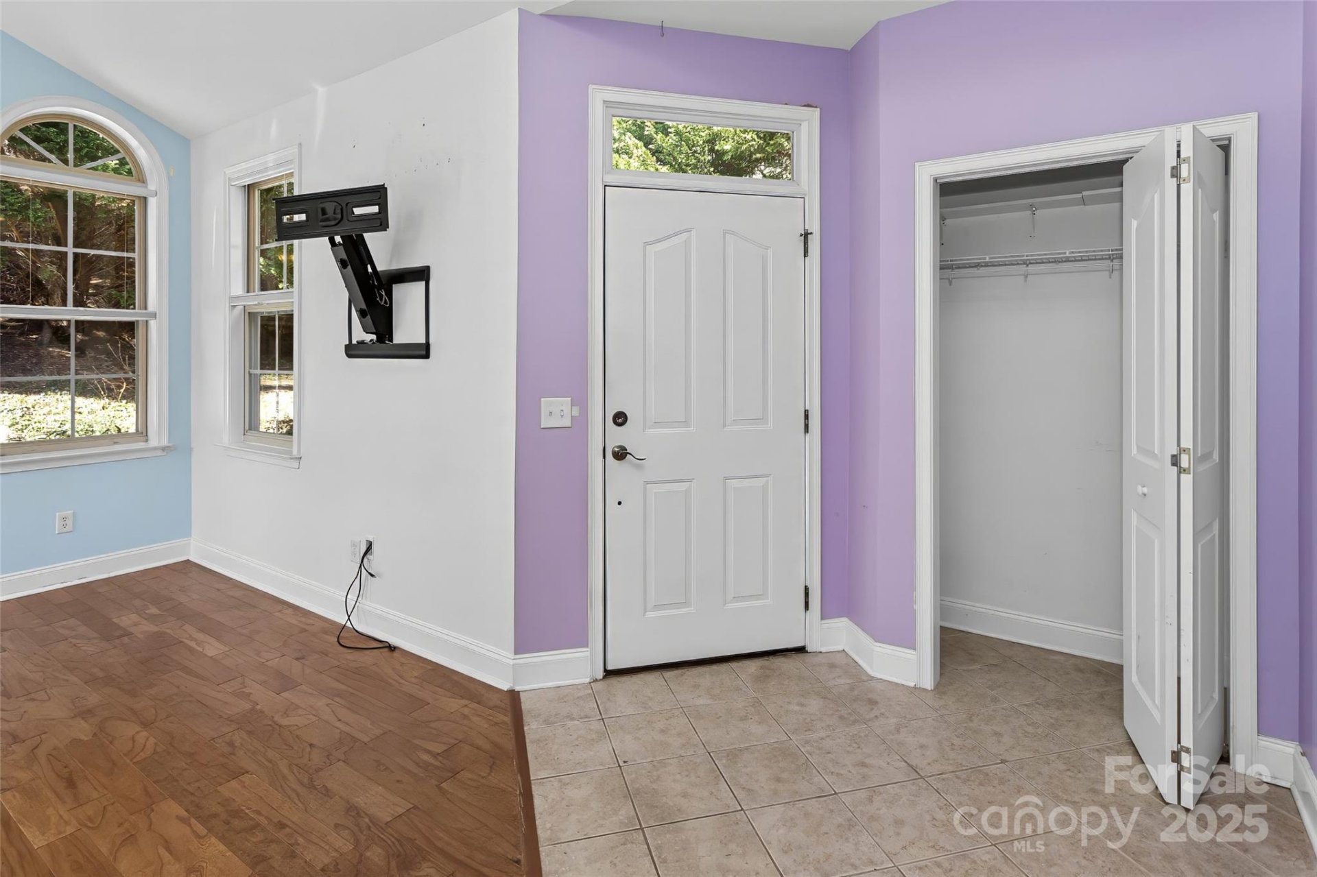 Property image 5 at 17 Outlook Circle, Swannanoa, NC 28778