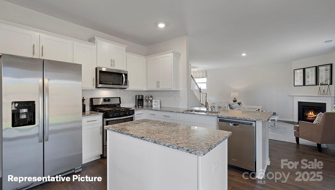 Property image 3 at 127 Meadow View Drive, Statesville, NC 28677