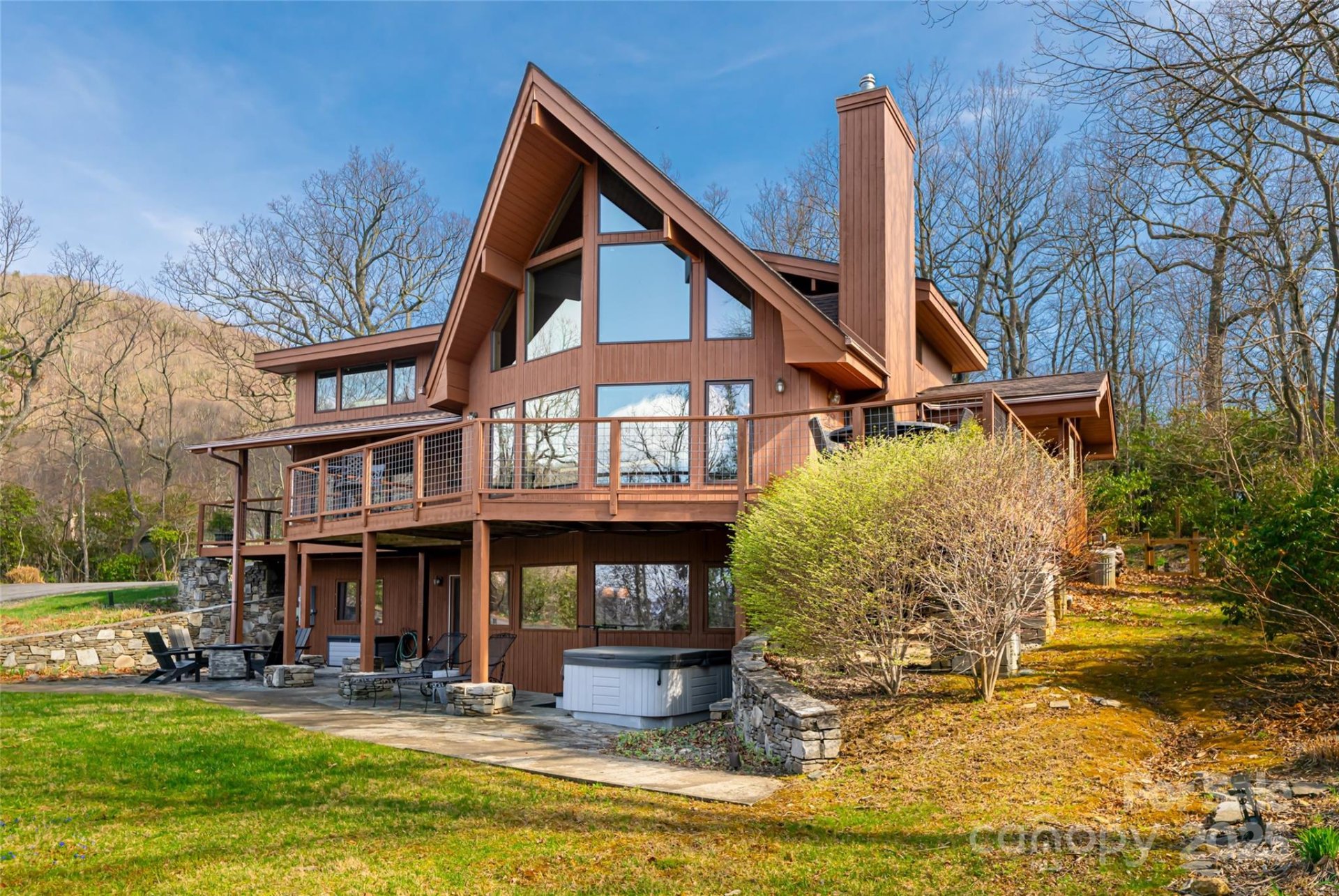 6 Orchard Knob Lane
