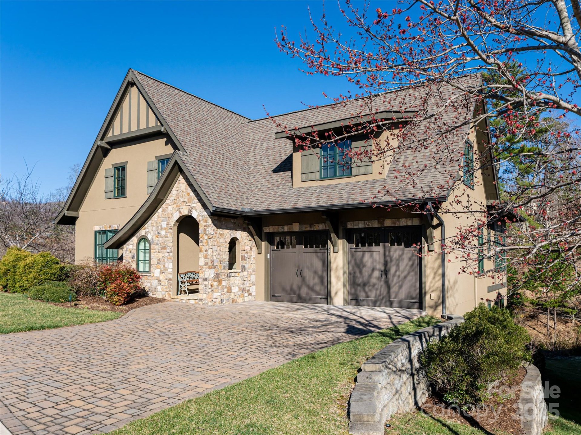 Property image 2 at 87 Chantilly Drive, Asheville, NC 28804