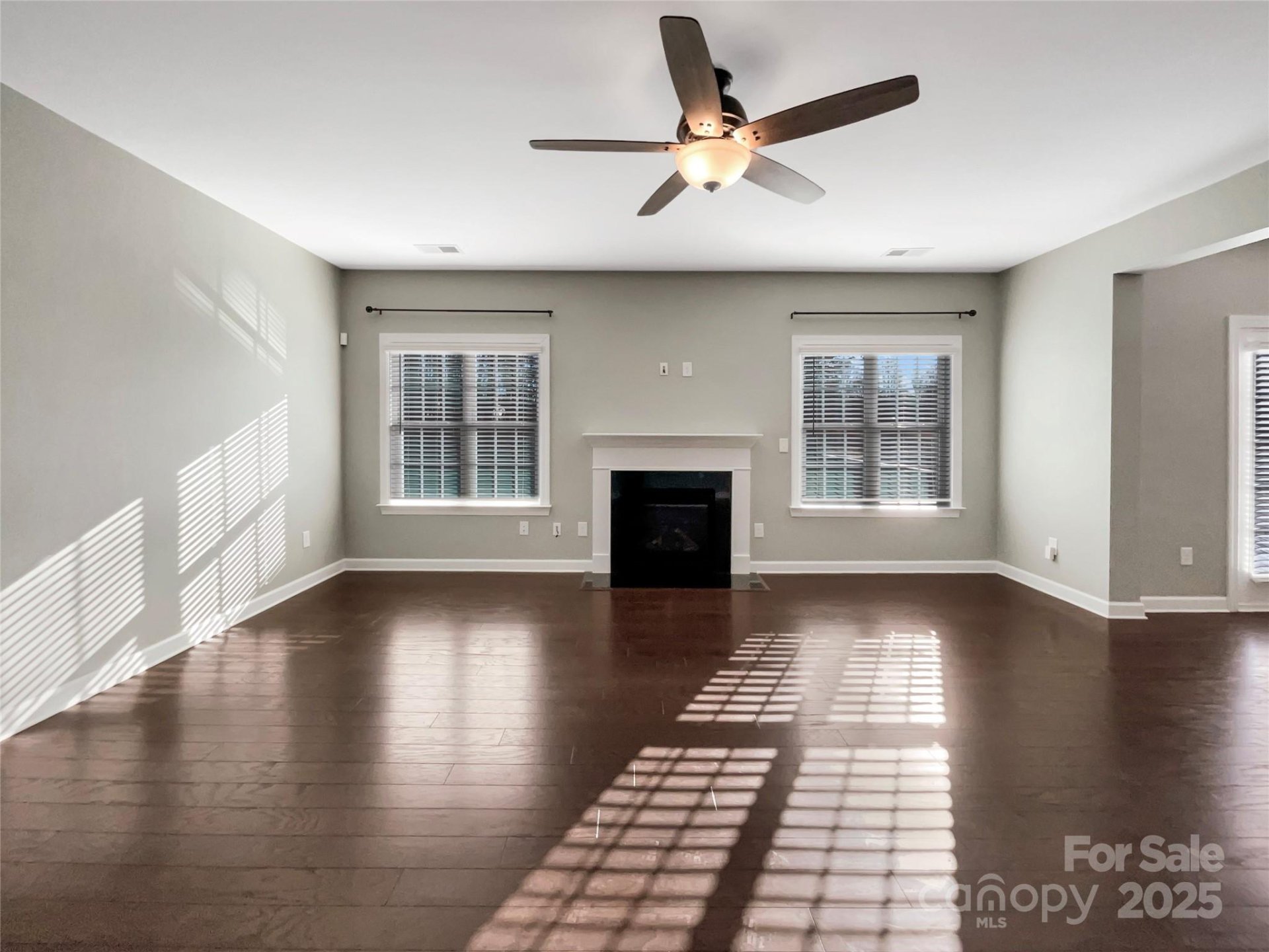 Property image 3 at 15827 Arabian Mews Lane, Charlotte, NC 28278