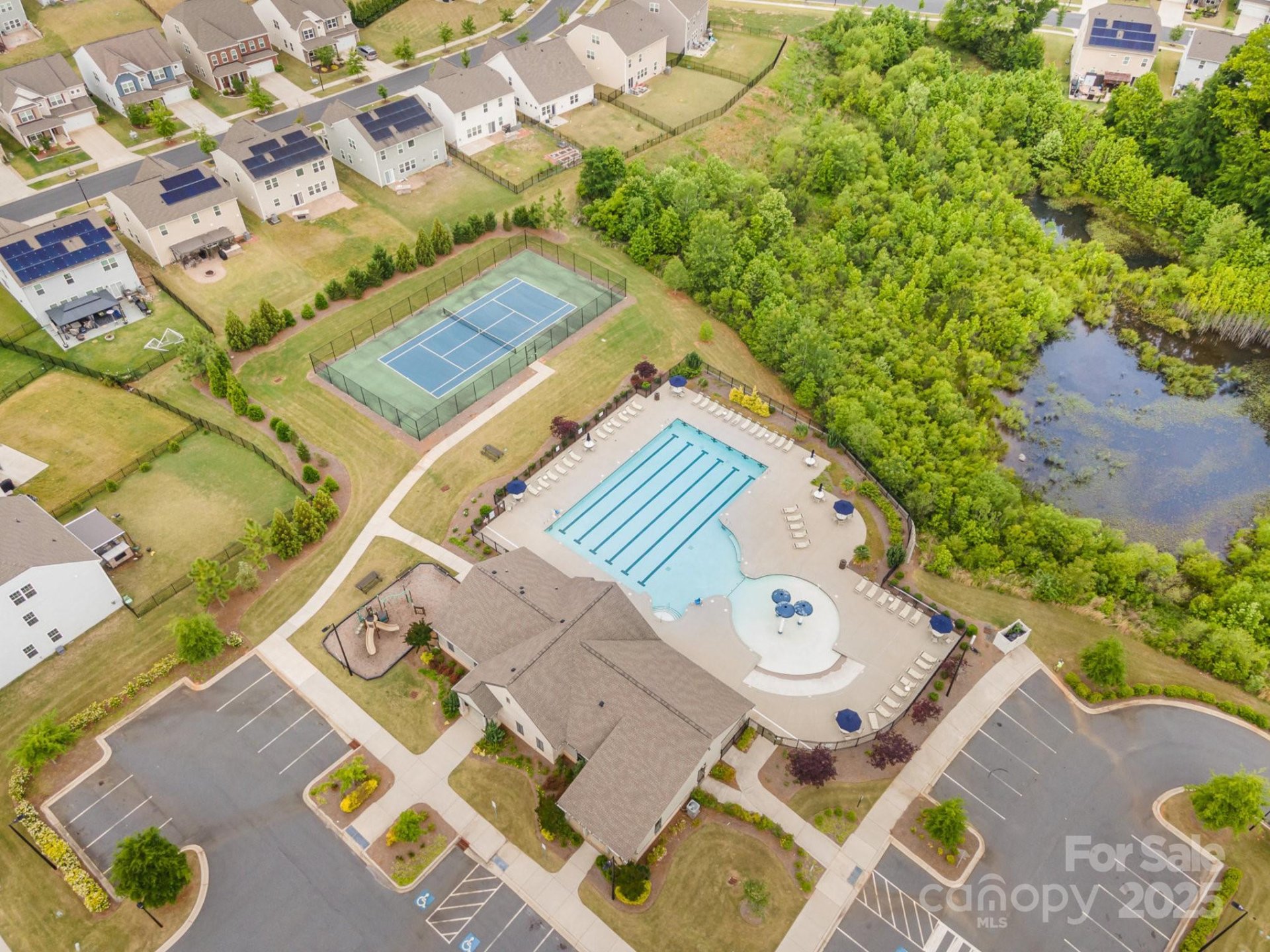 Property image 4 at 16200 Winfield Hall Drive, Charlotte, NC 28273