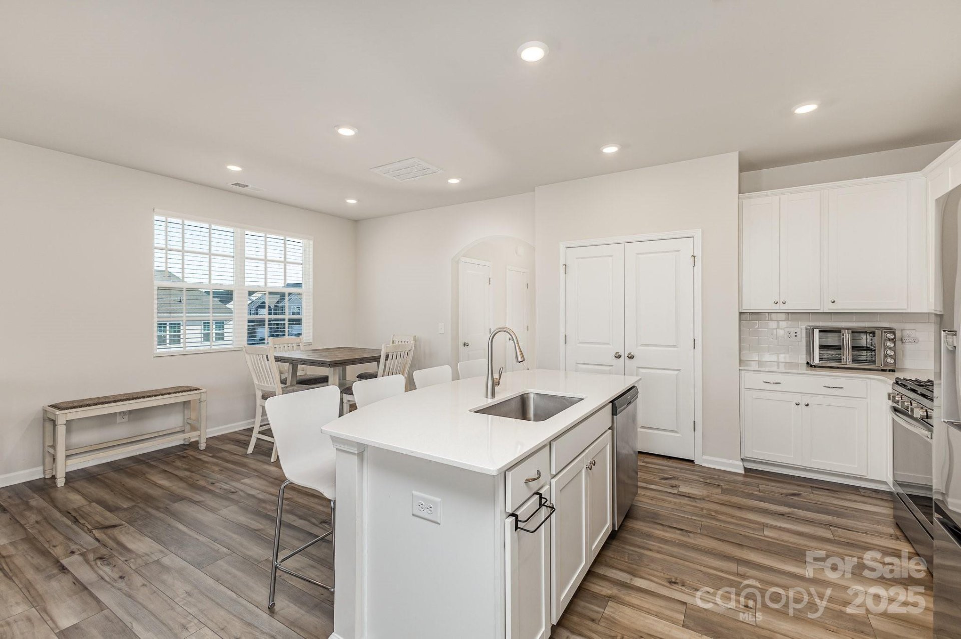 Property image 4 at 6048 Chelsea Oaks Ridge, Tega Cay, SC 29708