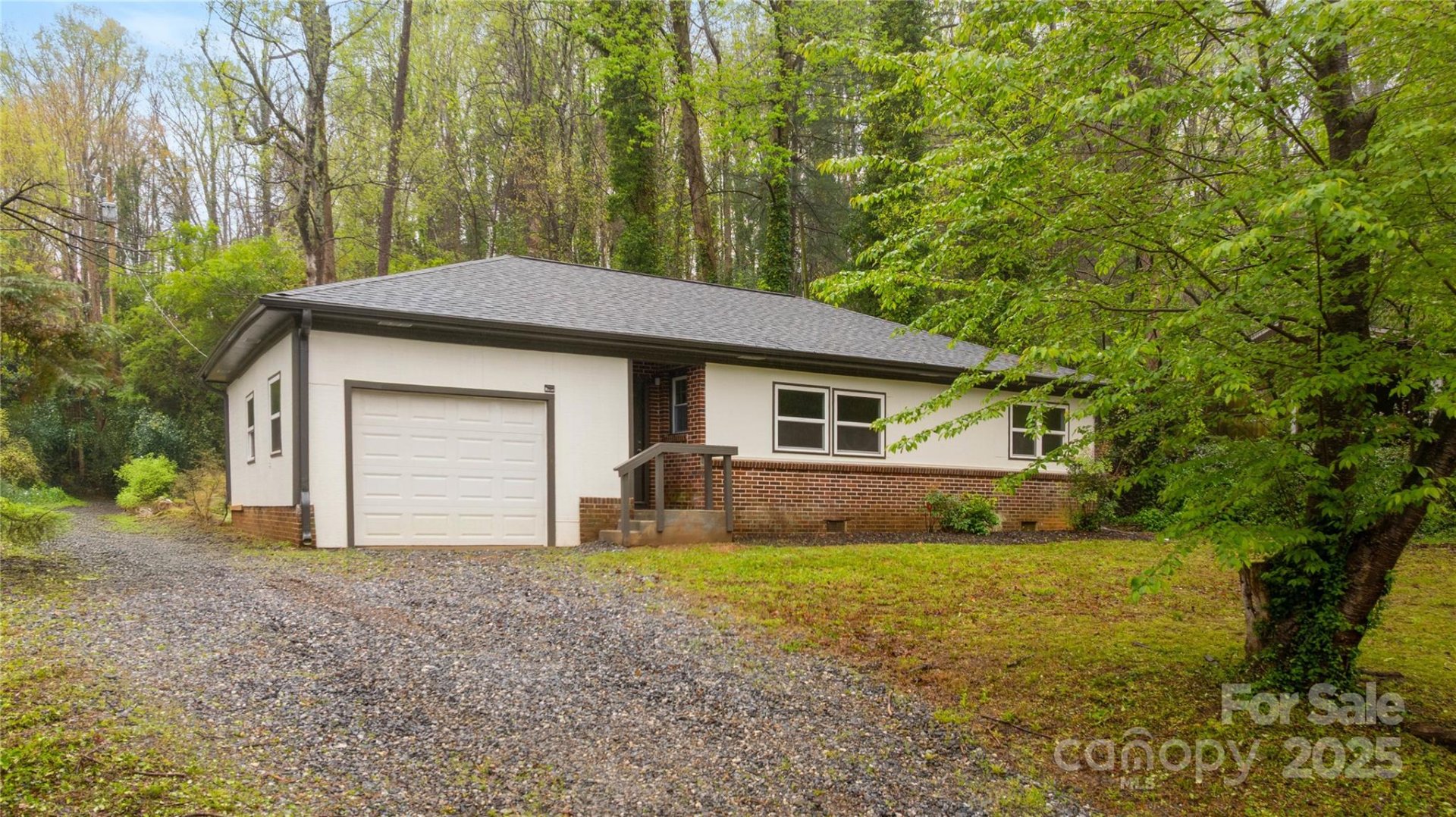 Property image 2 at 2694 W Lakeshore Drive, Landrum, SC 29356