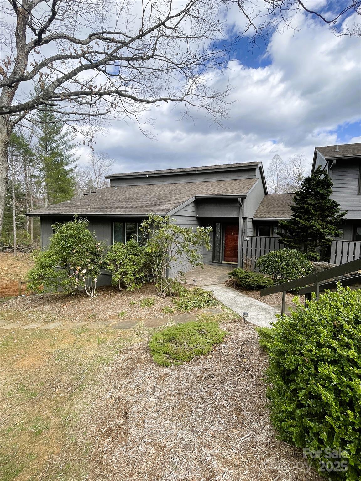 Property image 1 at 717 Crowfields Lane, Asheville, NC 28803