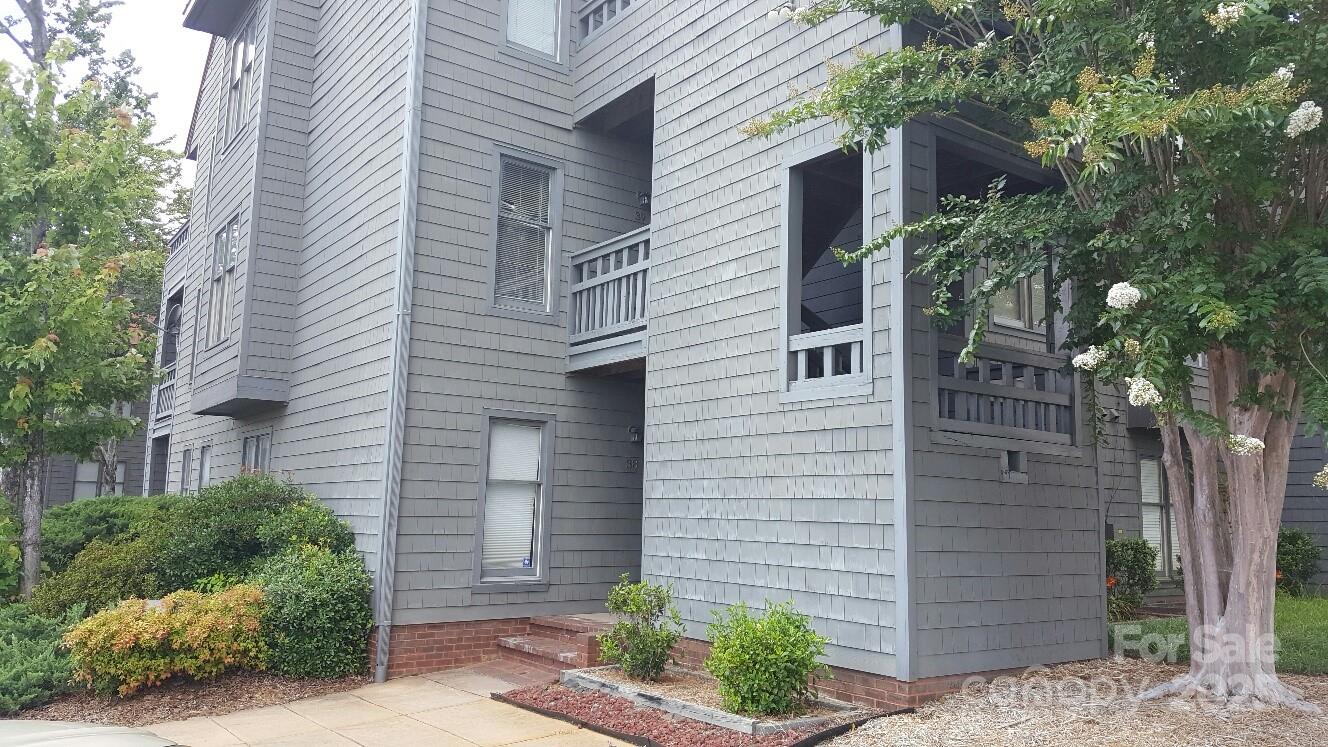 9035 Jm Keynes Drive