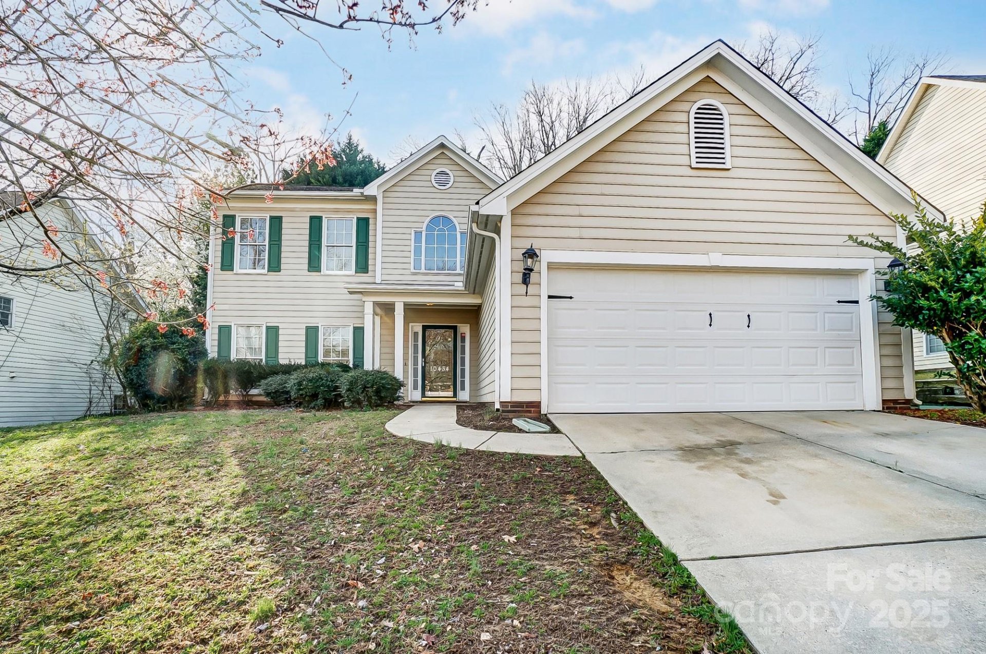 Property image 1 at 10434 Henbane Court, Charlotte, NC 28213