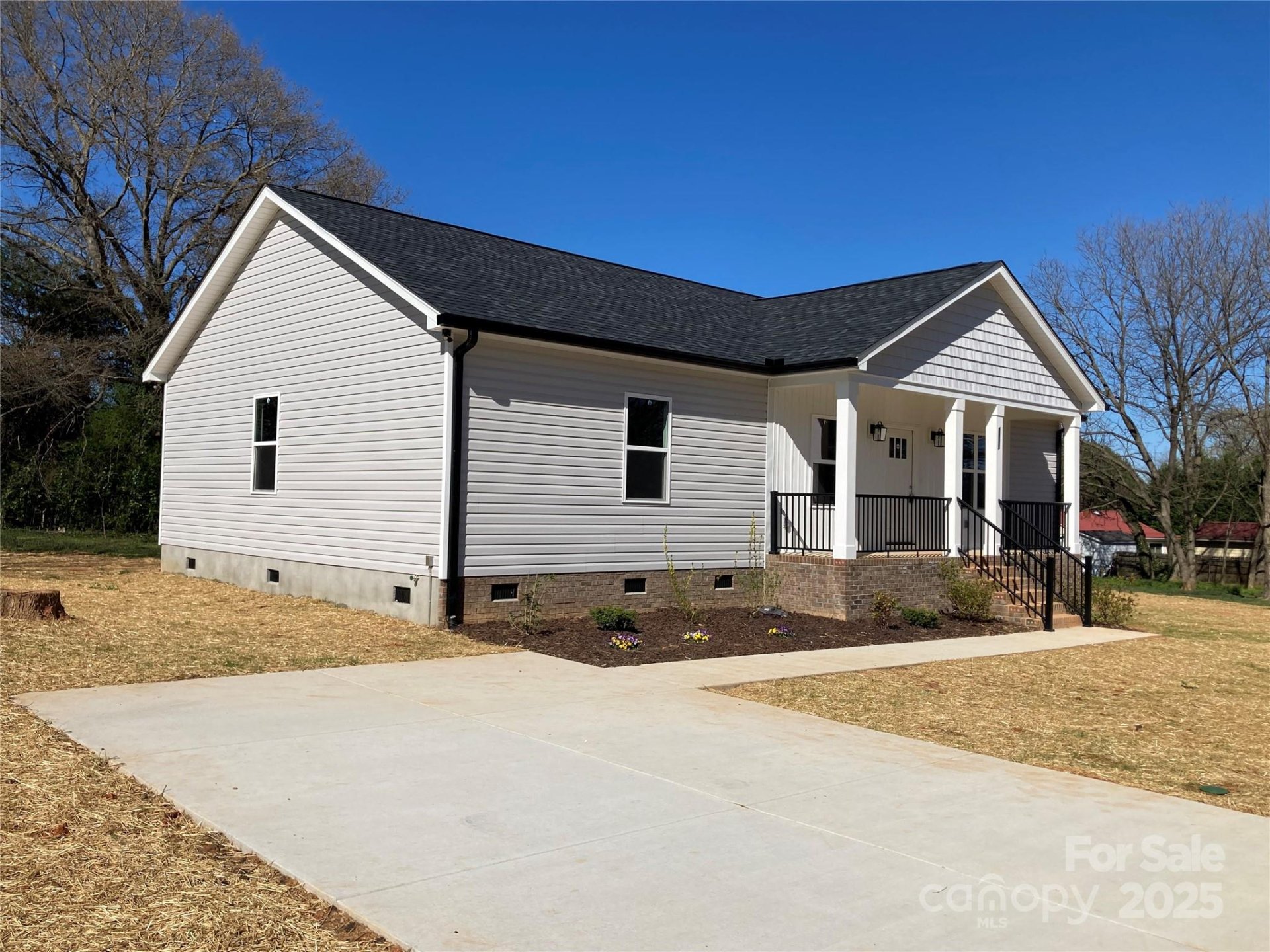 Property image 3 at 2037 Powerline Drive, Gastonia, NC 28054