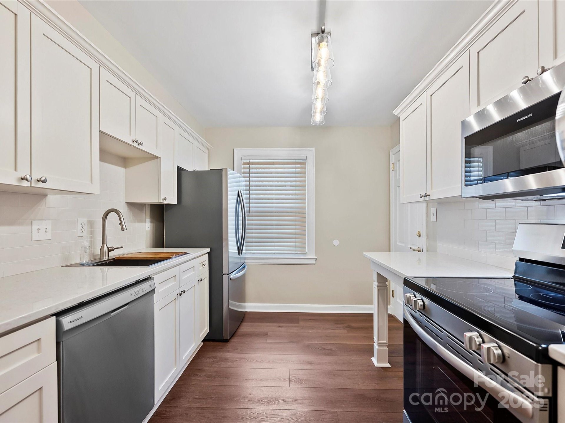 Property image 5 at 107 S Laurel Avenue, Charlotte, NC 28207