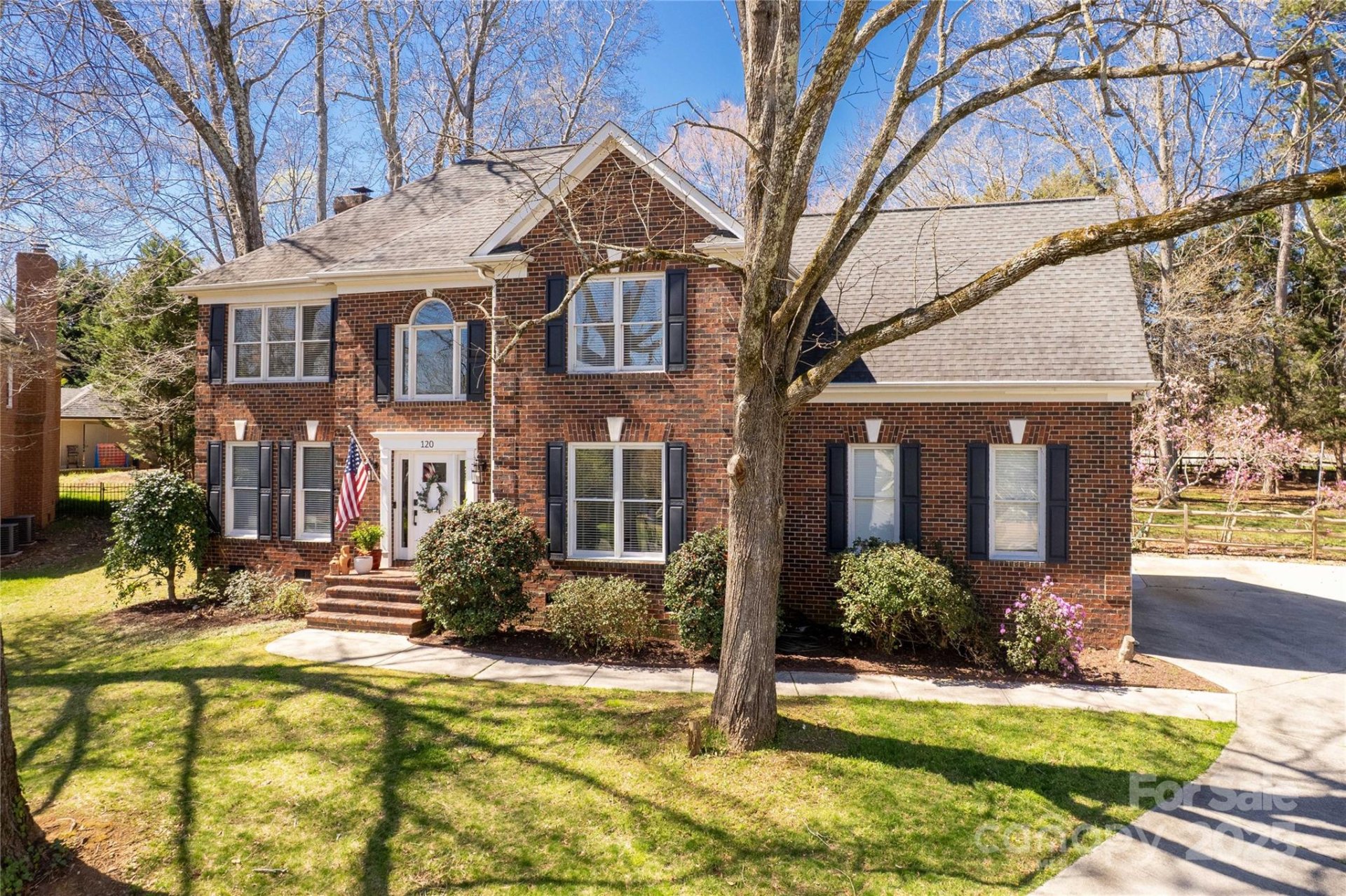 120 Fairwind Court