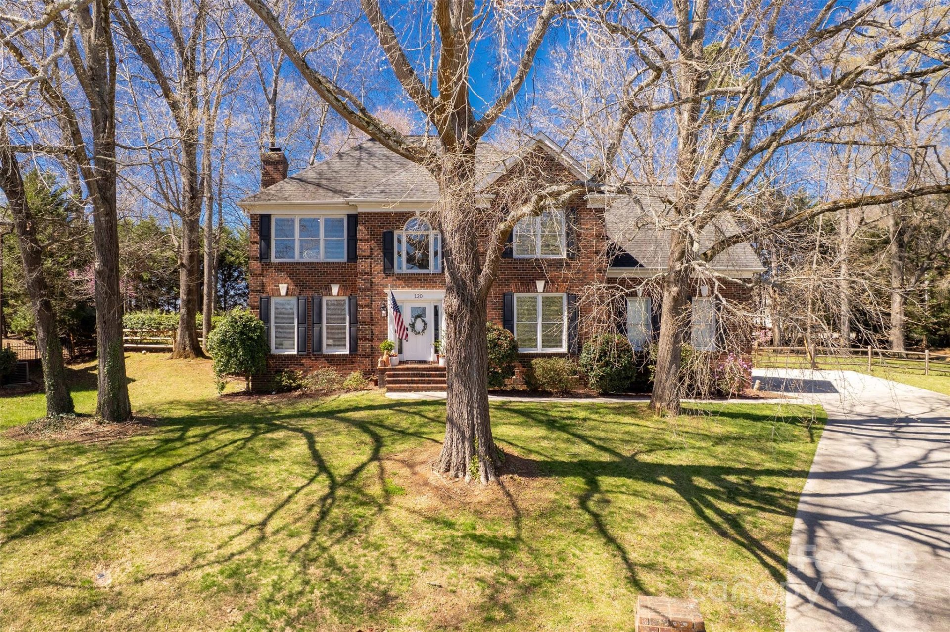 Property image 2 at 120 Fairwind Court, Fort Mill, SC 29708