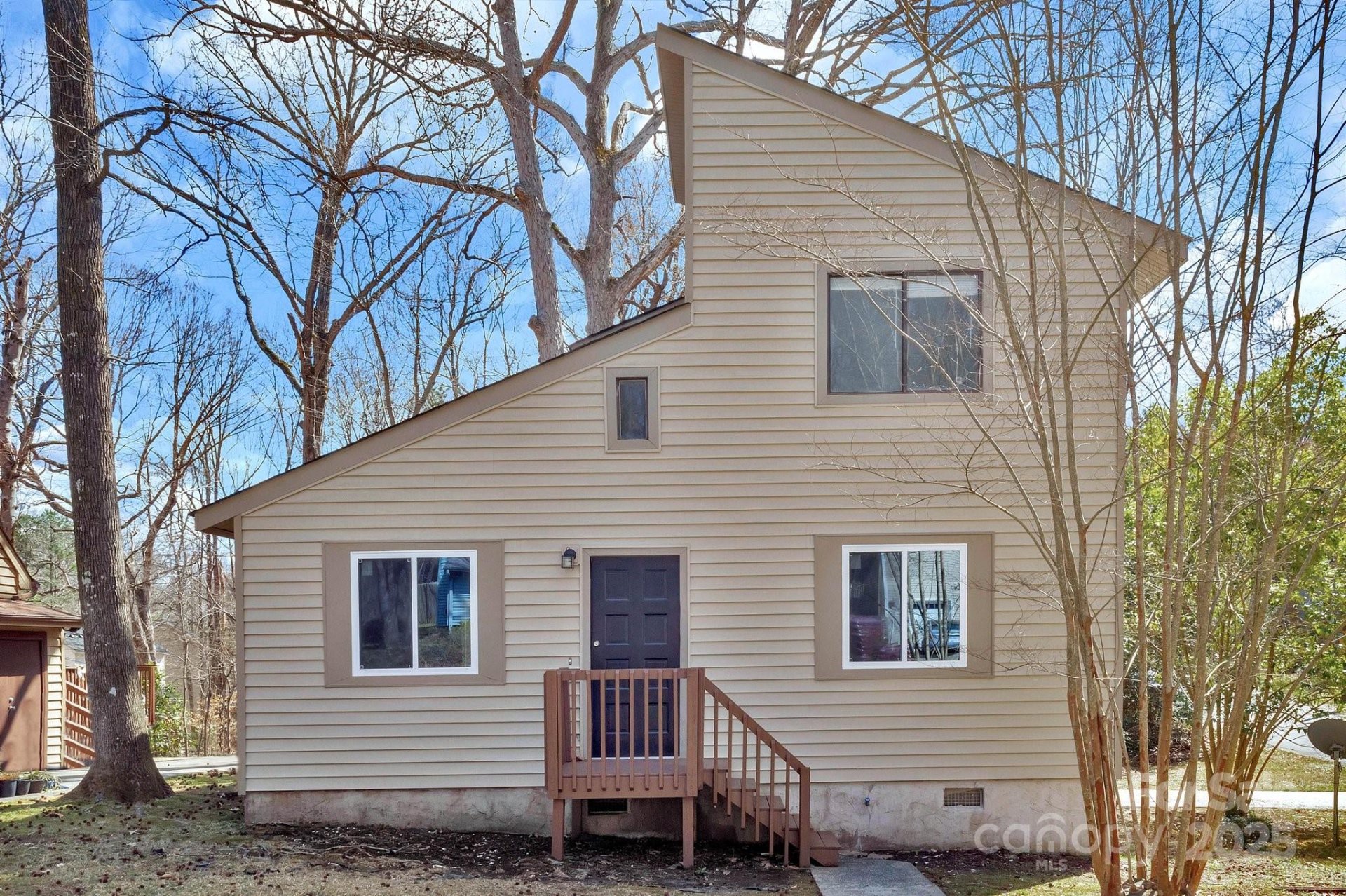 Property image 1 at 2406 Brook Canyon Drive, Charlotte, NC 28212