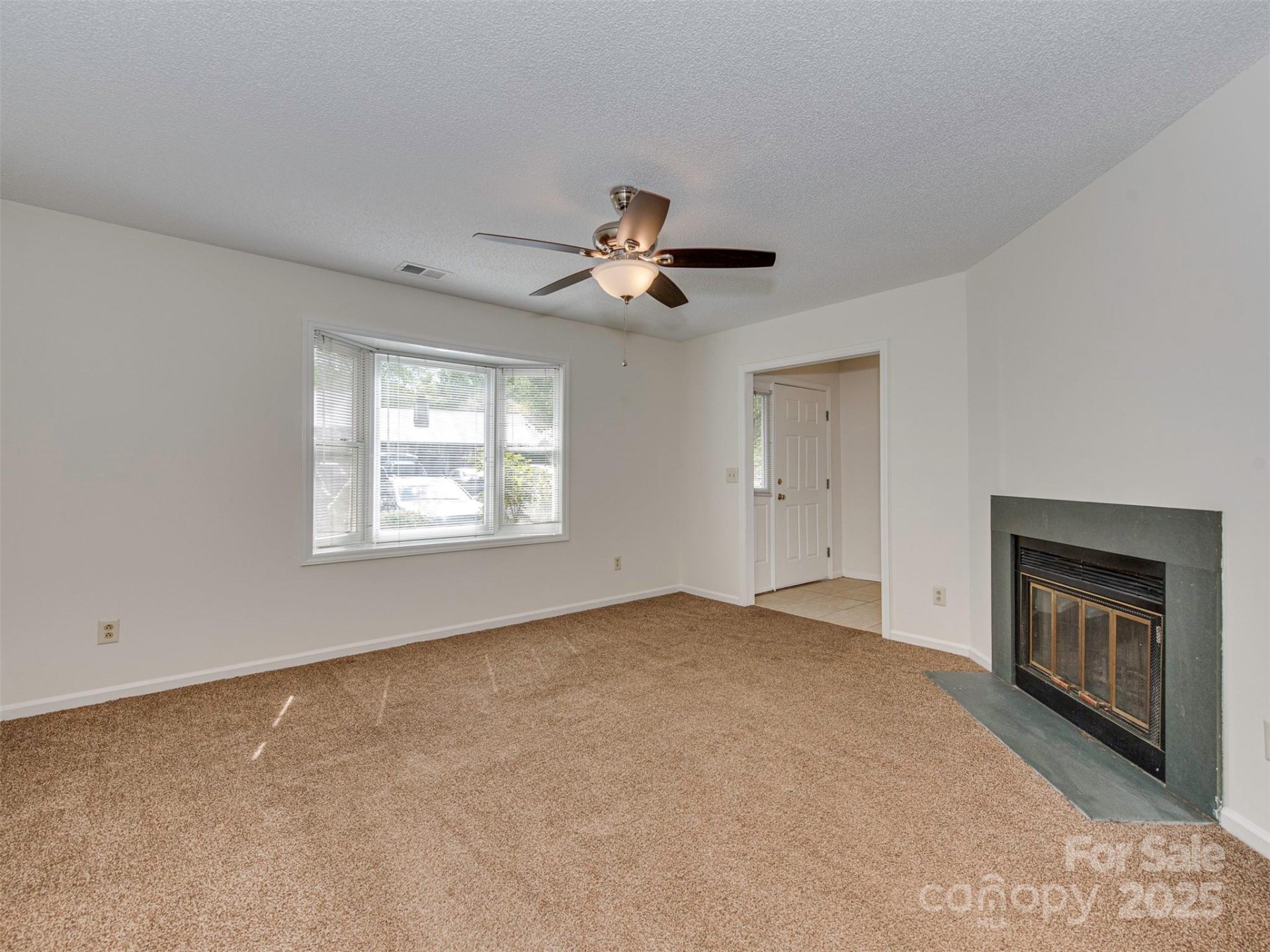 Property image 4 at 8300 Summerglen Circle, Charlotte, NC 28227