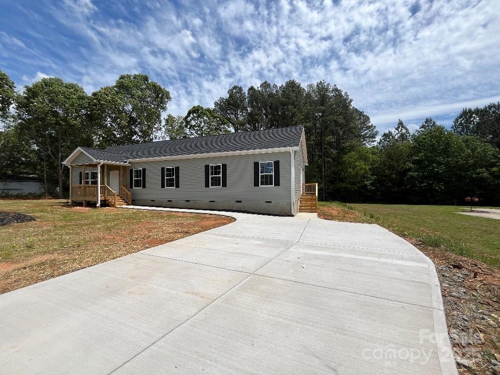 2070 Travis Road