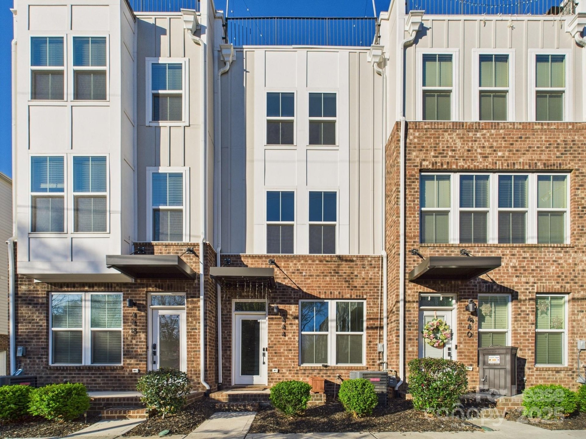 Property image 1 at 444 E 16th Street, Charlotte, NC 28206