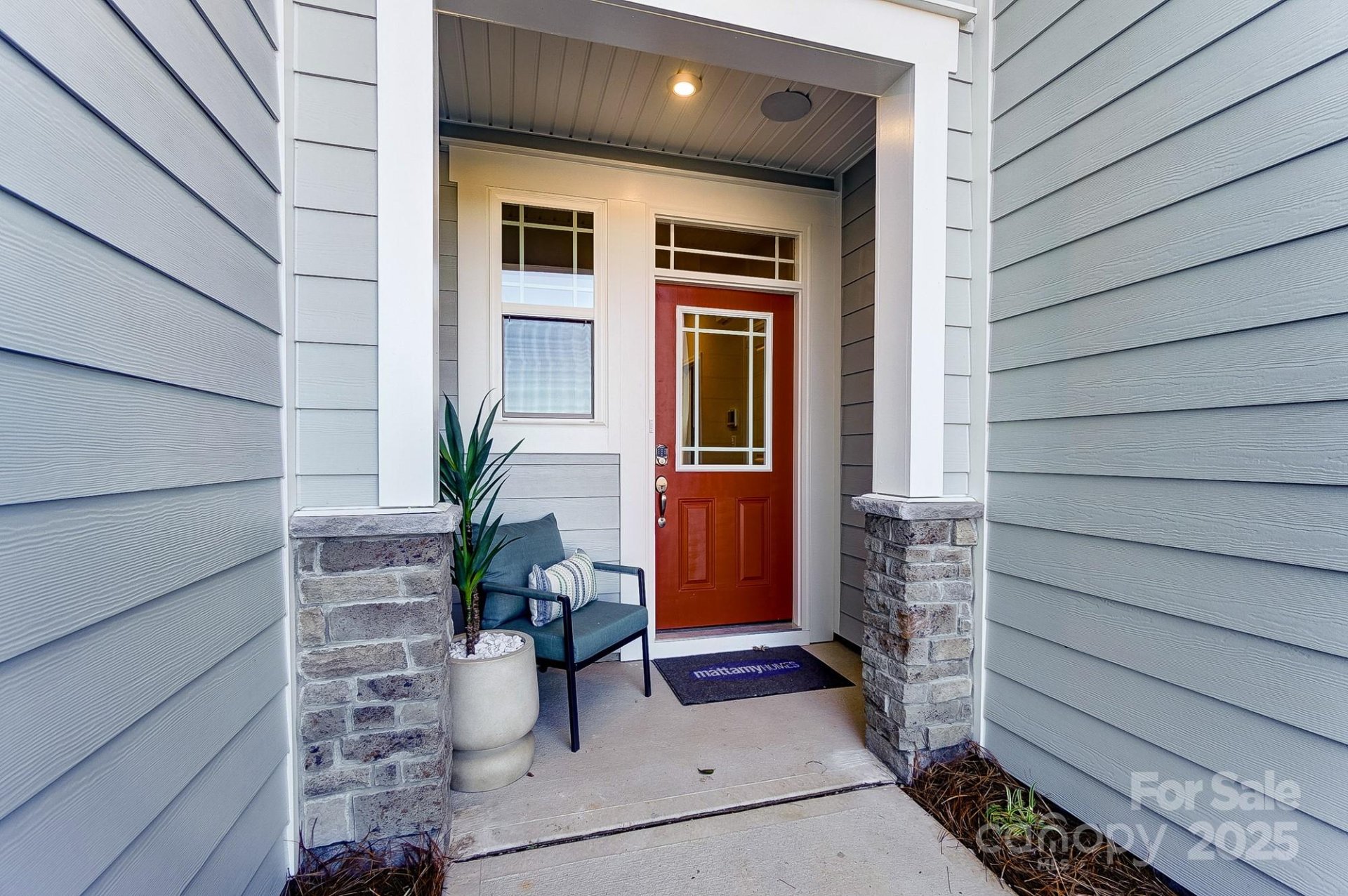 Property image 3 at 212 Laura Elizabeth Lane, Clover, SC 29710