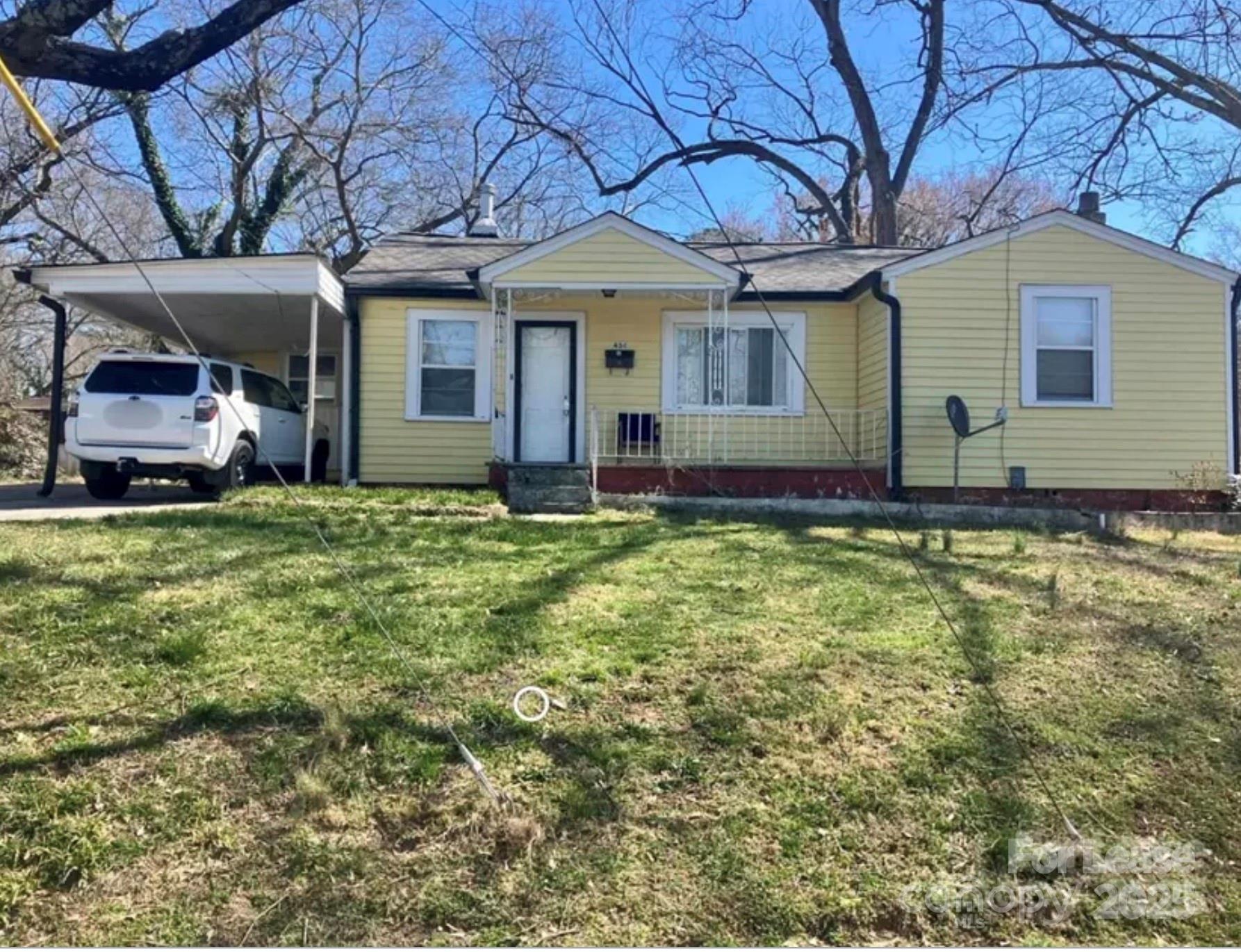 Property image 1 at 404 S Highland Street, Gastonia, NC 28052