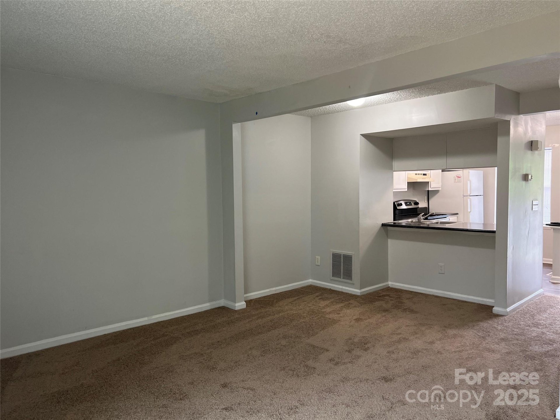 Property image 2 at 505 Lex Drive, Charlotte, NC 28262
