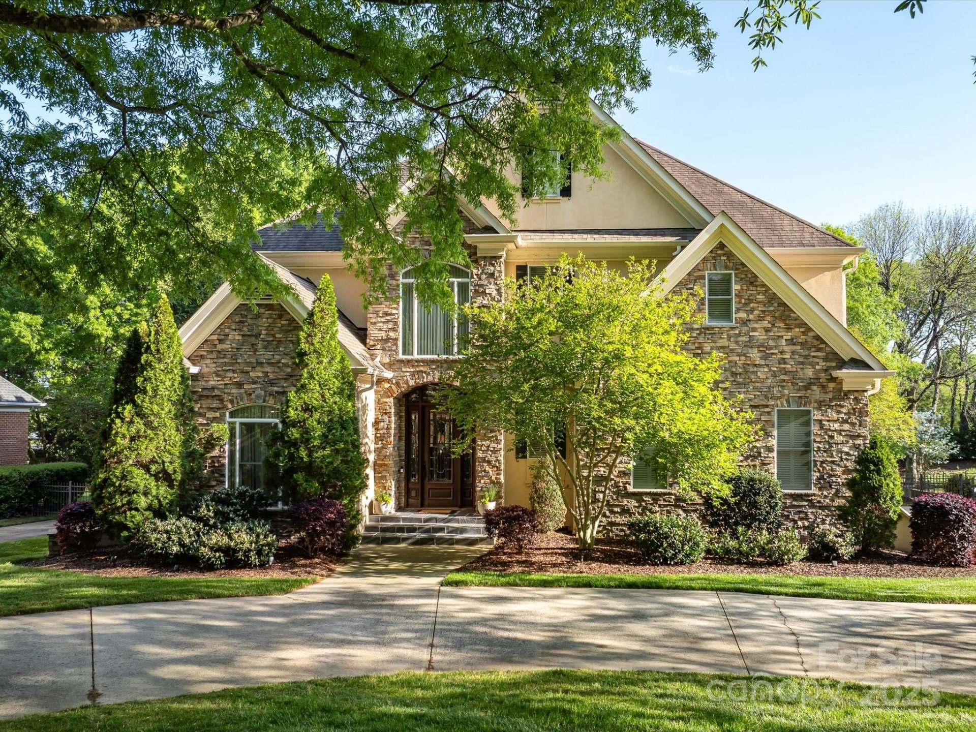 5811 Old Well House Road