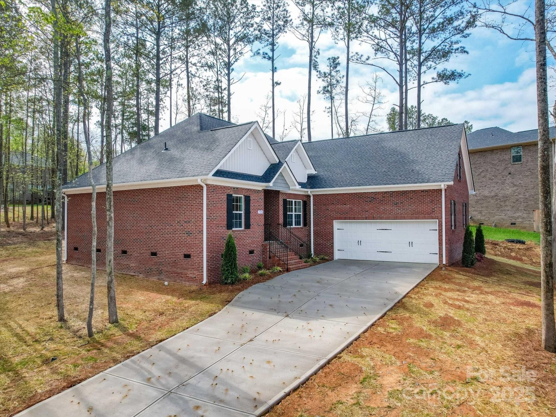 Property image 2 at 725 Granna Lane, Lancaster, SC 29720