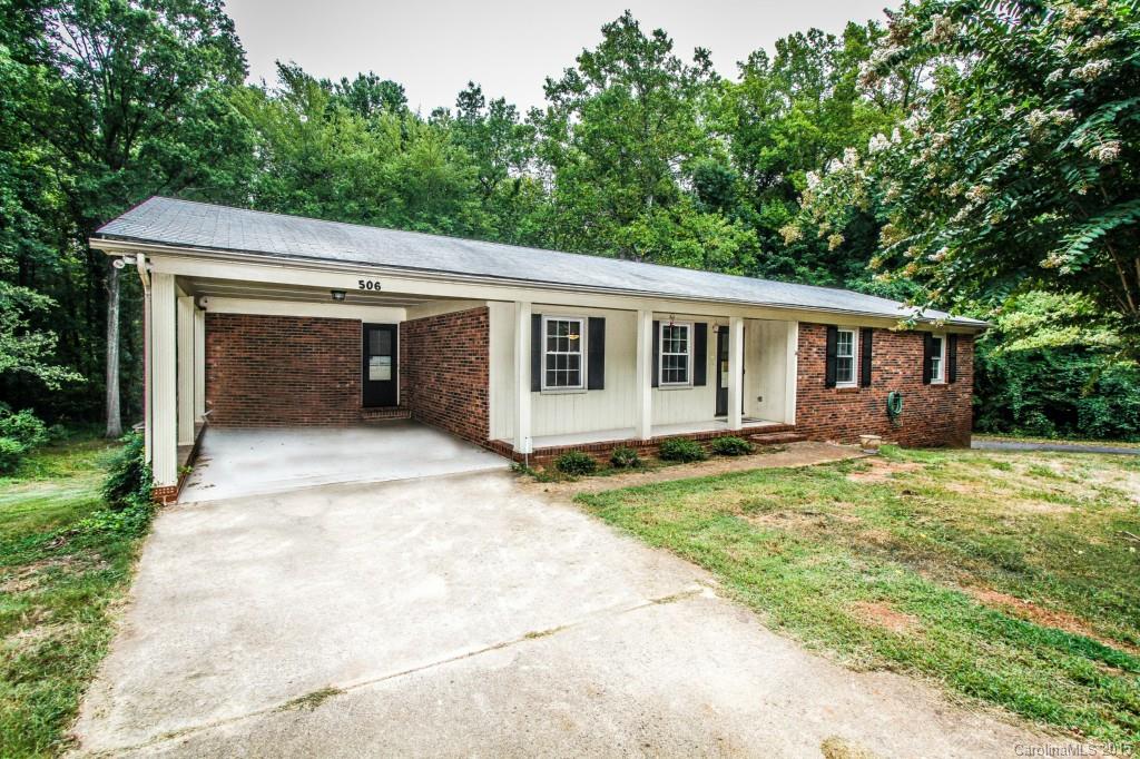 Property image 1 at 506 Touch Me Not Lane, Charlotte, NC 28216
