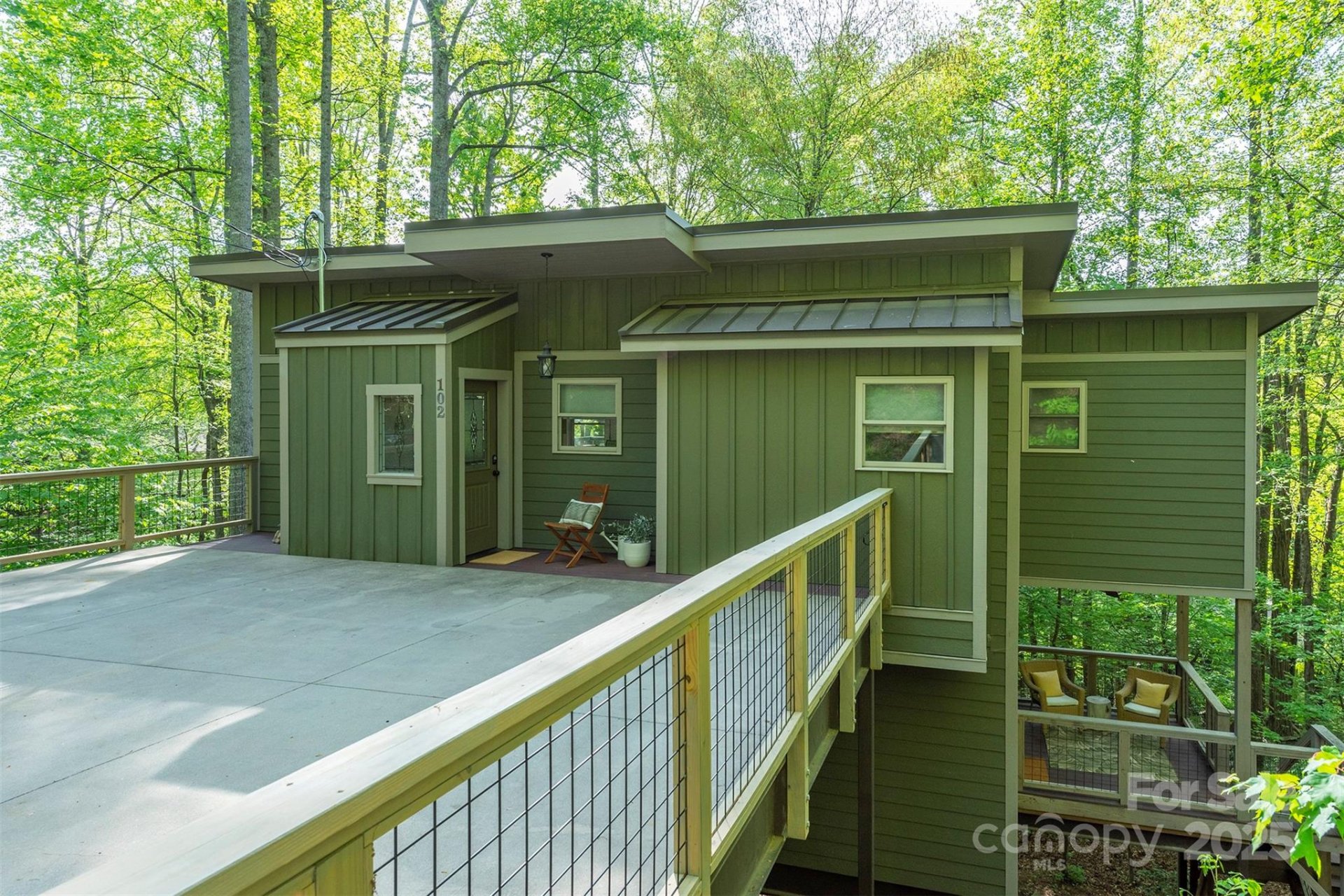 102 Kanawha Drive