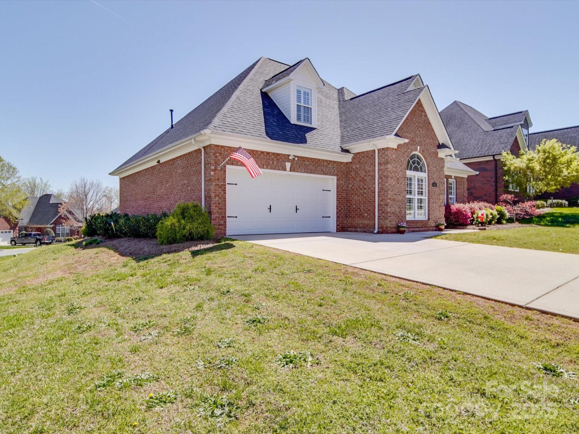Property image 3 at 4001 Saint Andrews Court, Cramerton, NC 28032