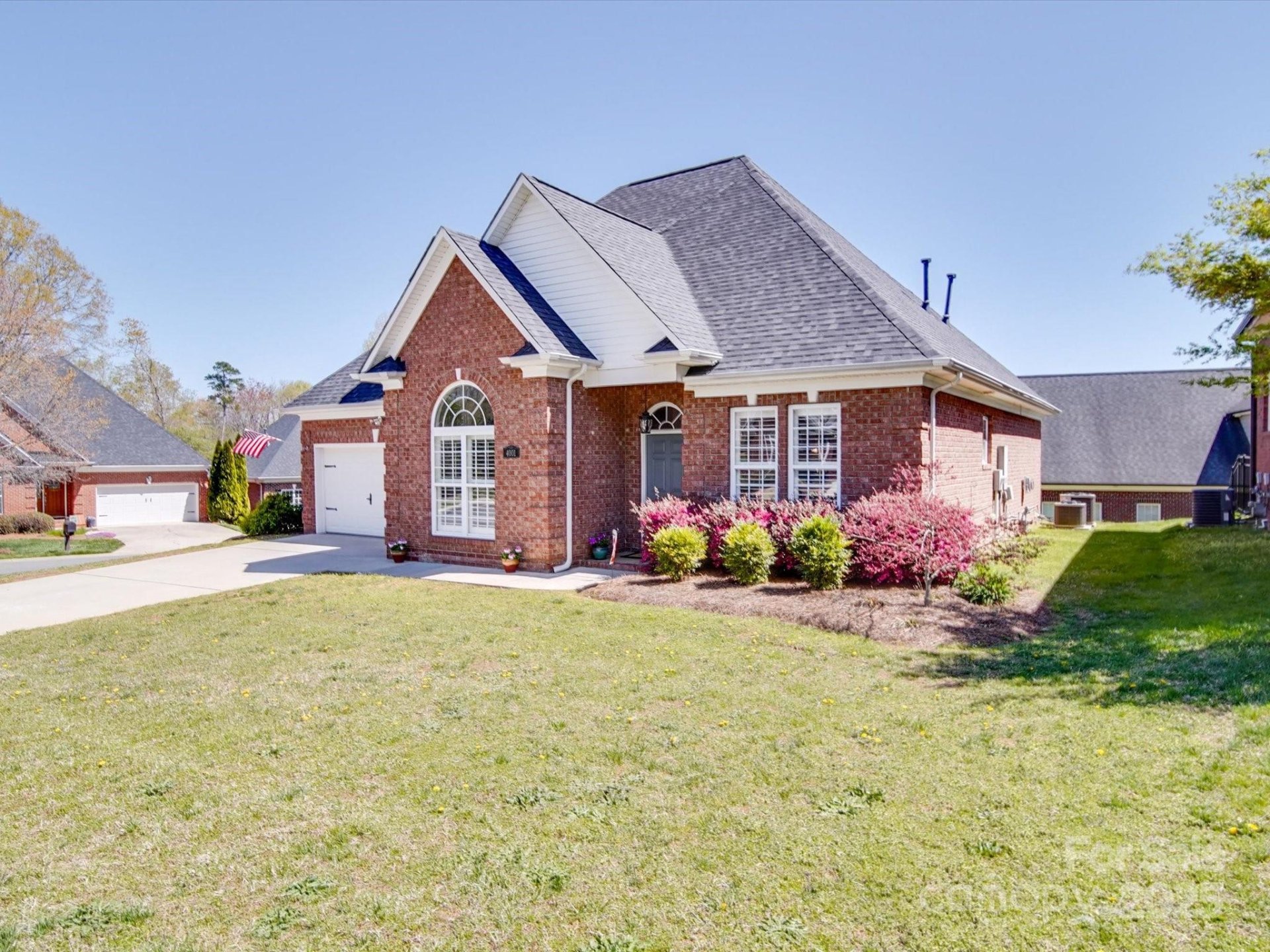 Property image 4 at 4001 Saint Andrews Court, Cramerton, NC 28032
