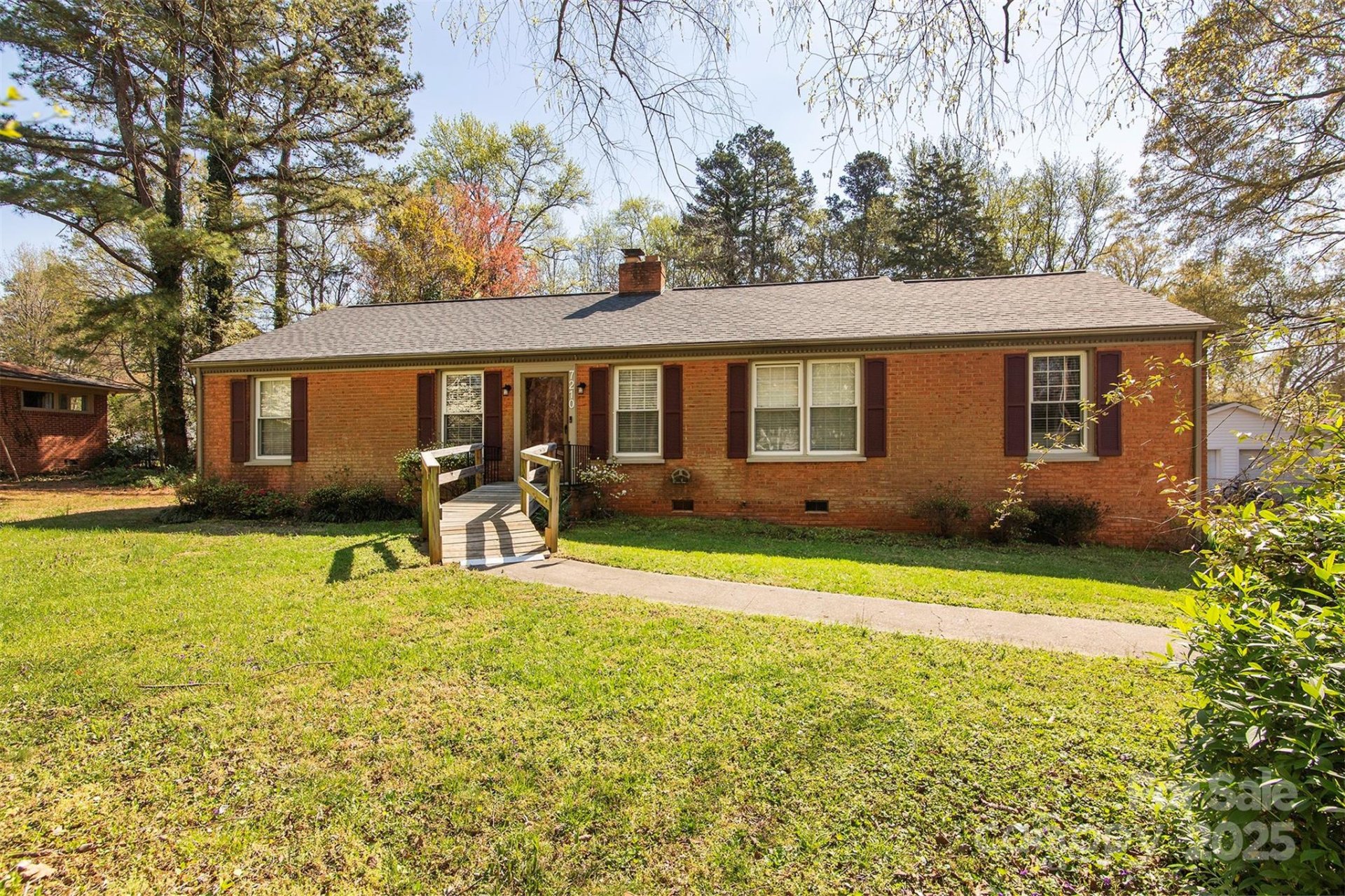 Property image 1 at 7210 Lakeside Drive, Charlotte, NC 28215