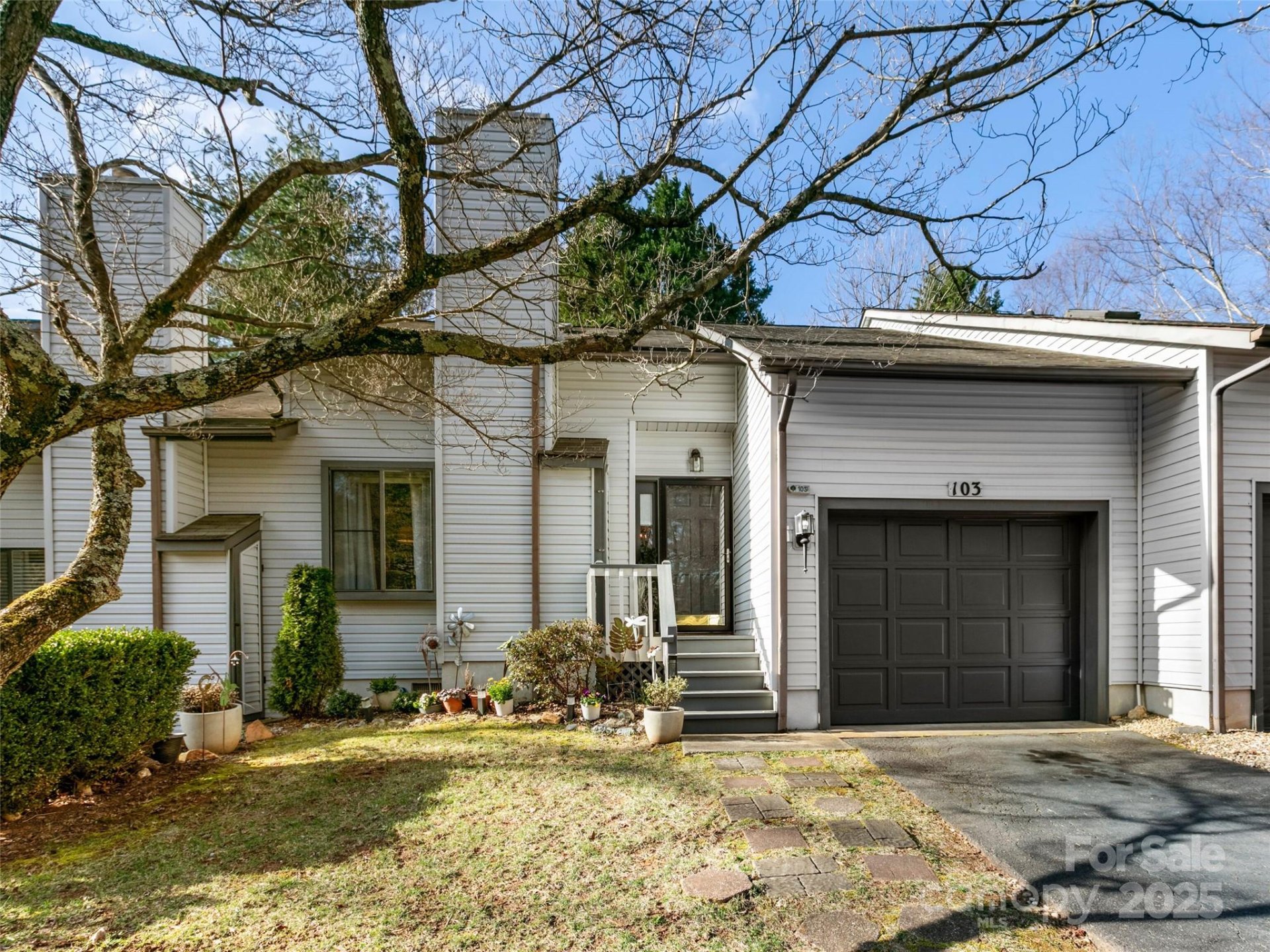 103 Cimarron Drive