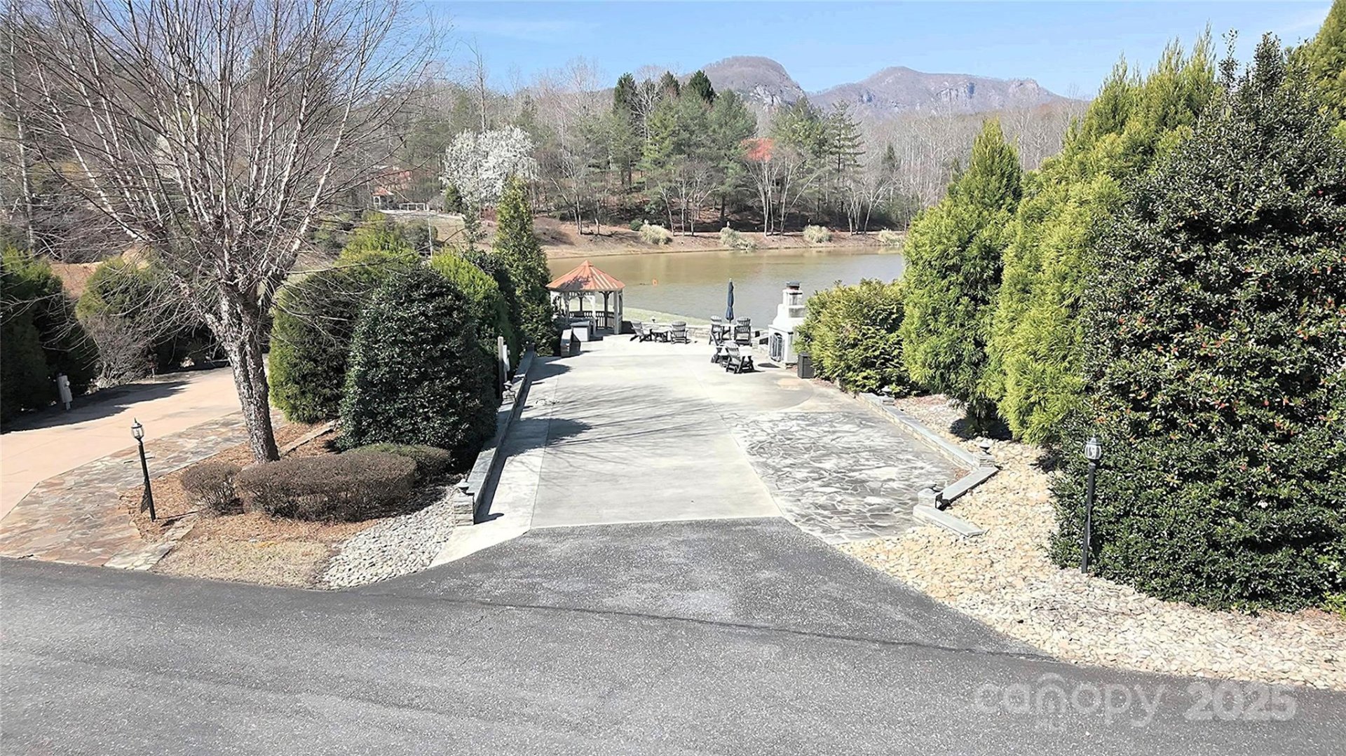 Apple Valley Farms, Lake Lure Community