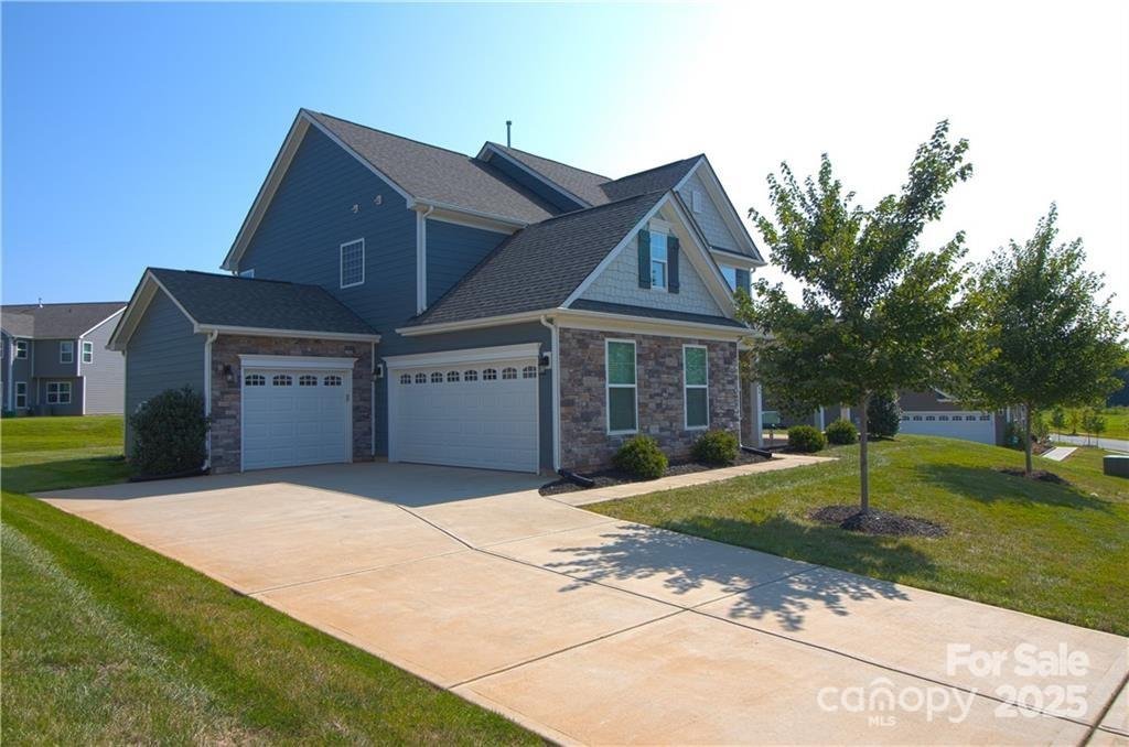 Property image 2 at 1366 Wiggins Drive, Gastonia, NC 28054