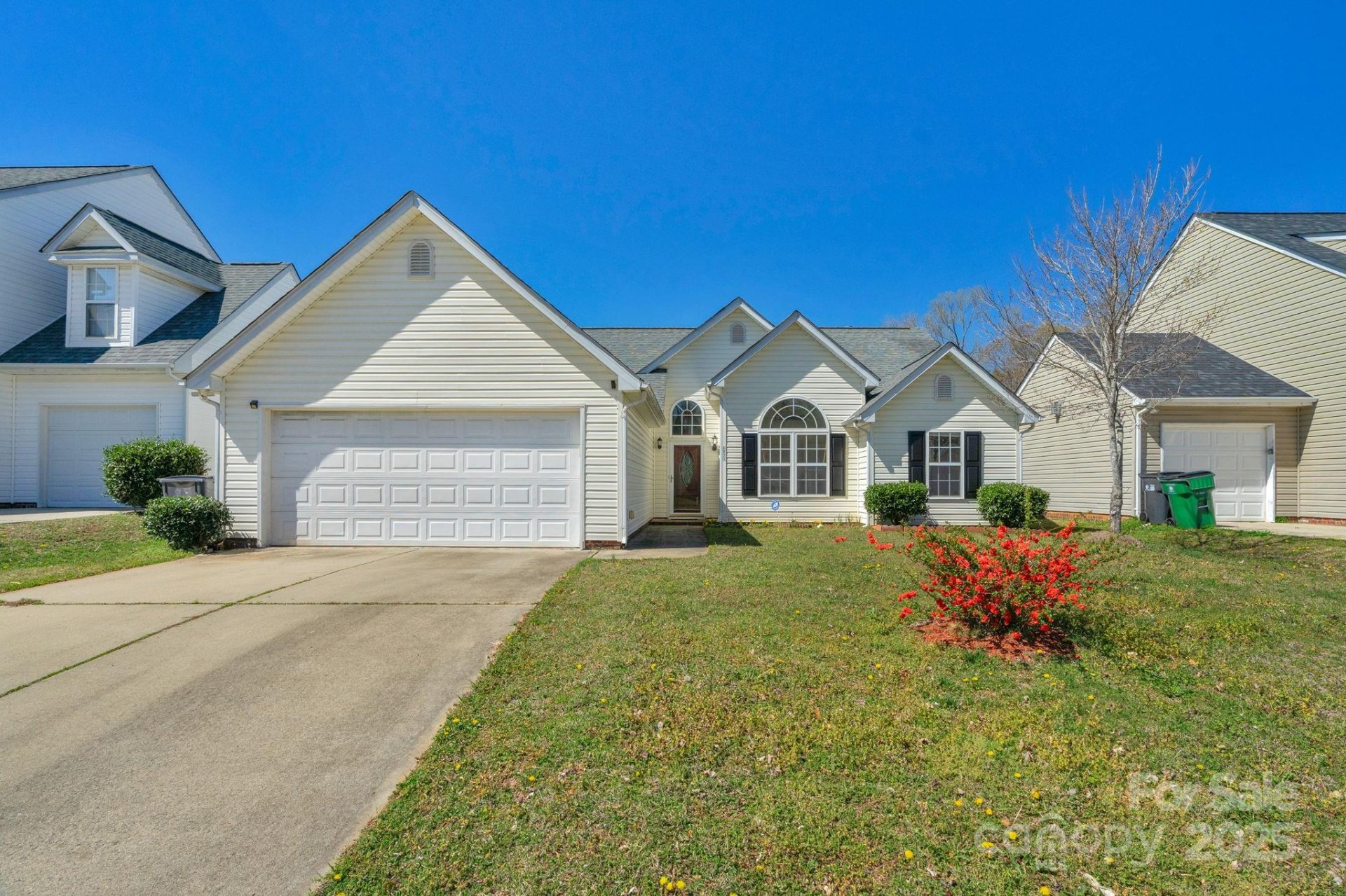 Property image 1 at 6821 Parkers Crossing Drive, Charlotte, NC 28215