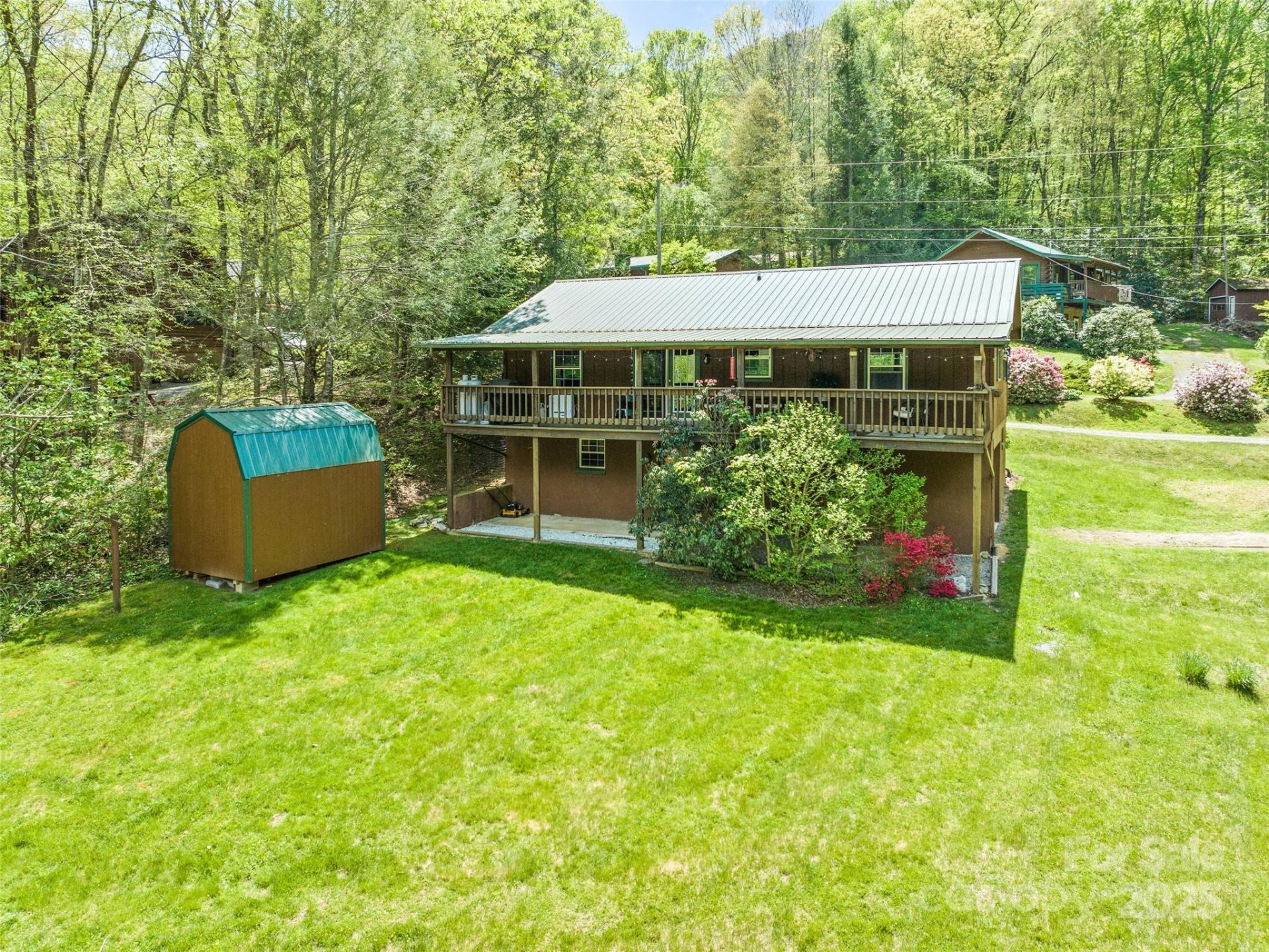 44 Robin Hood Lane