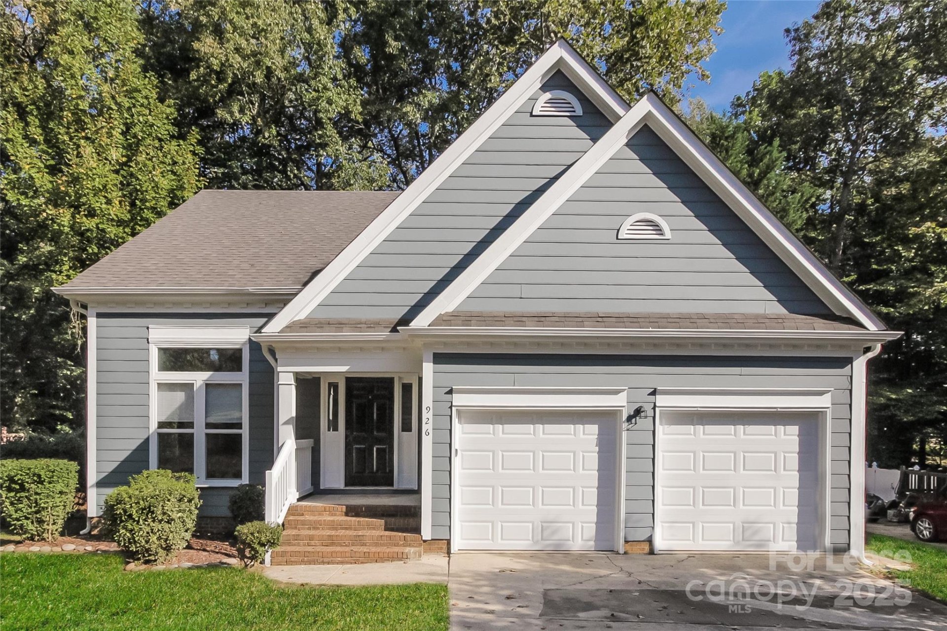 Property image 1 at 926 Eldorado Avenue, Charlotte, NC 28262