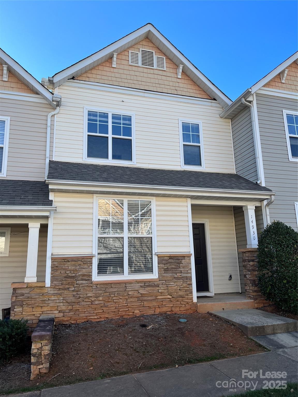 Property image 1 at 14930 Scothurst Lane, Charlotte, NC 28277