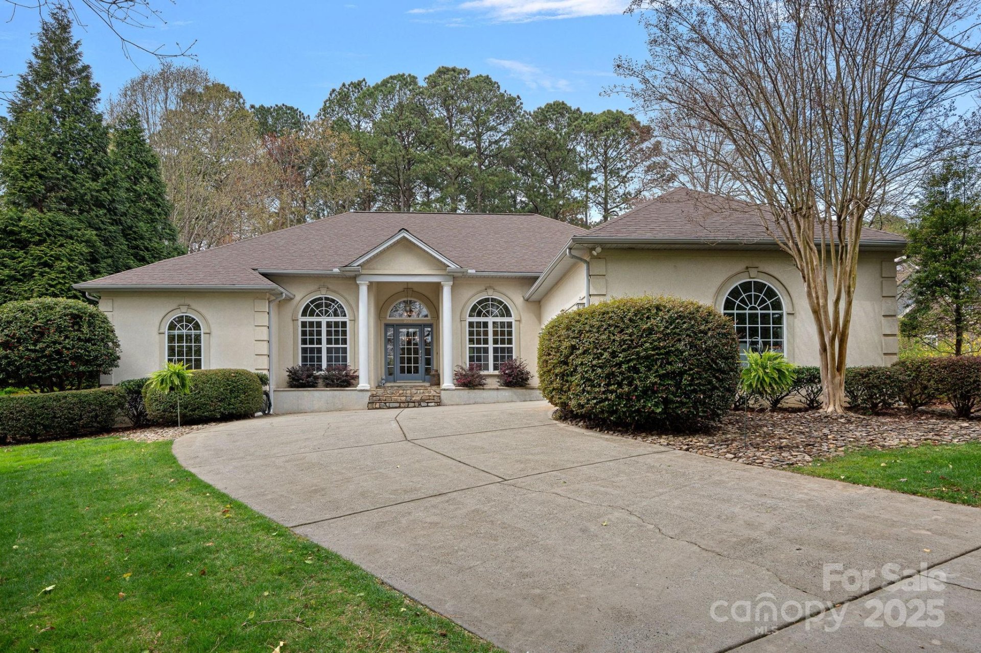Property image 2 at 2587 Penngate Drive, Sherrills Ford, NC 28673