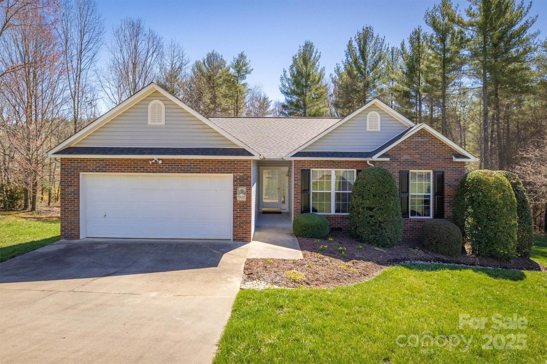 Property image 1 at 105 S River Glen Drive, Morganton, NC 28655