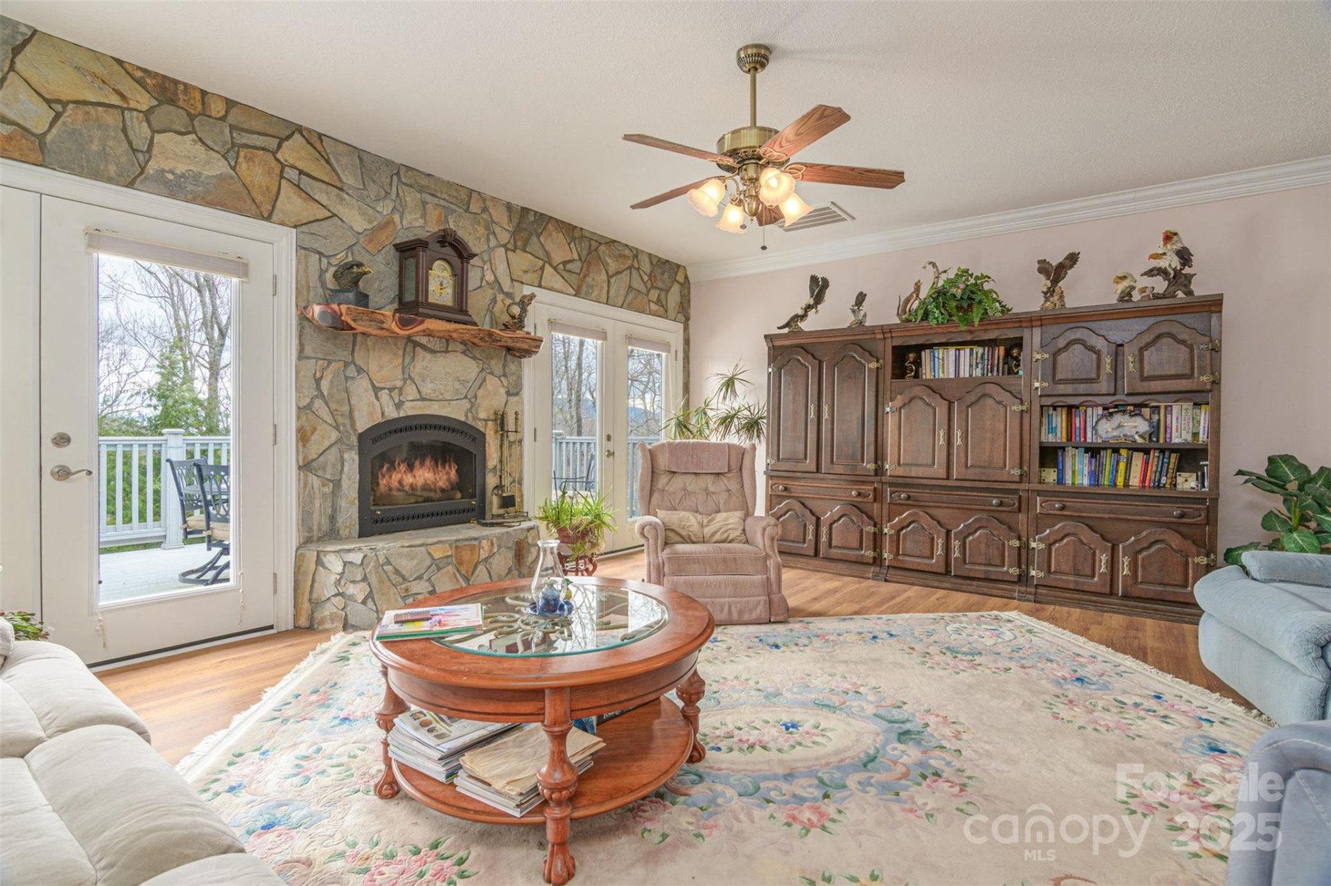 Property image 3 at 526 Grand Oaks Drive, Hendersonville, NC 28792