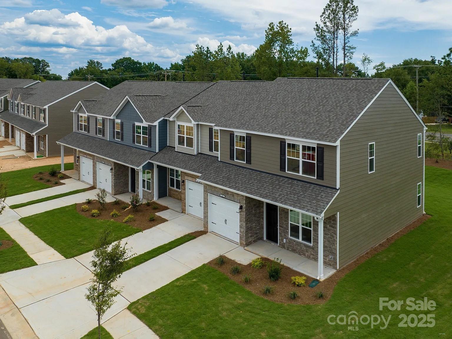 Property image 2 at 505 Mt Mitchell Avenue, Gastonia, NC 28052