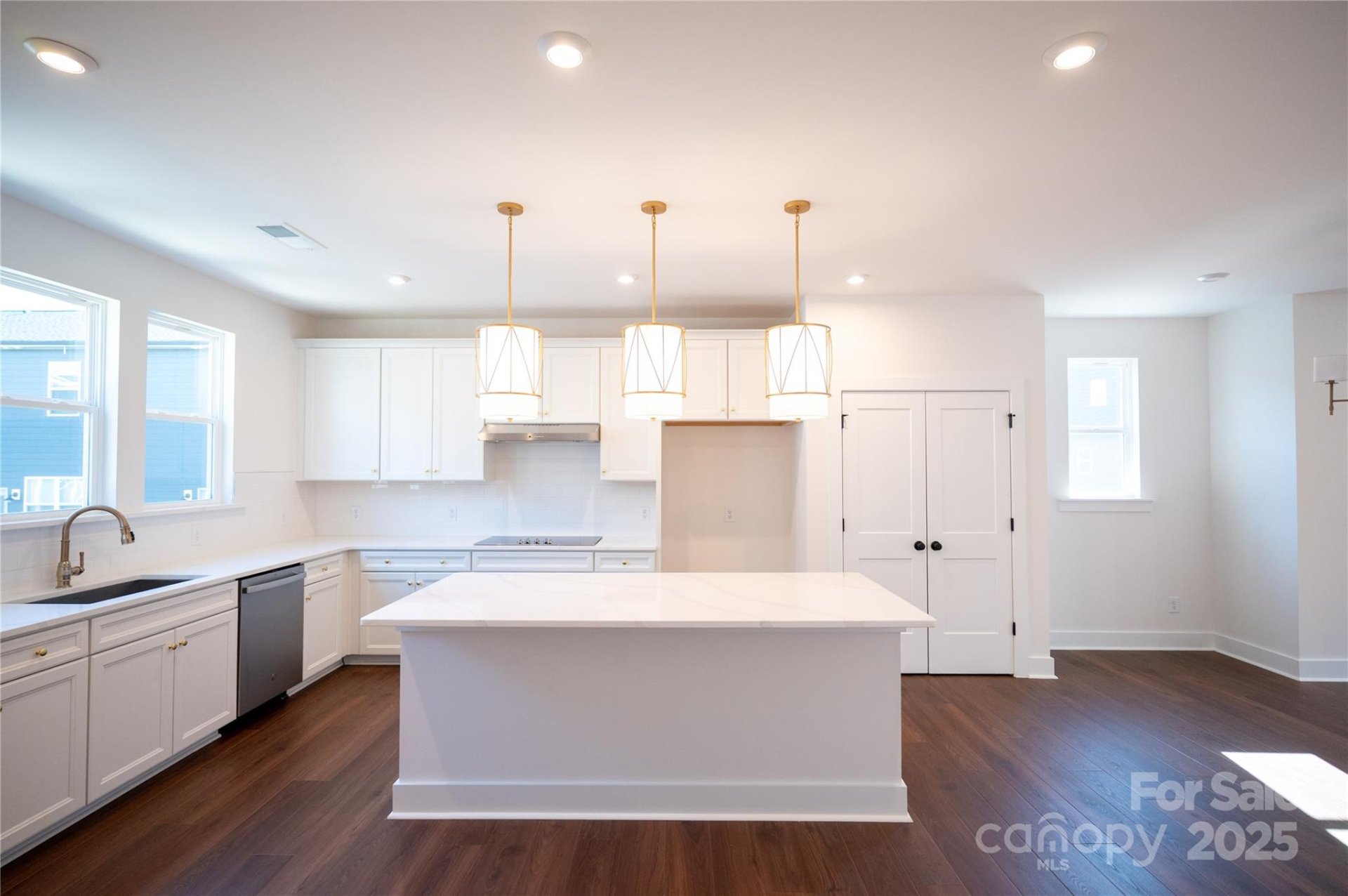 Property image 5 at 8010 Elevate Court, Charlotte, NC 28205