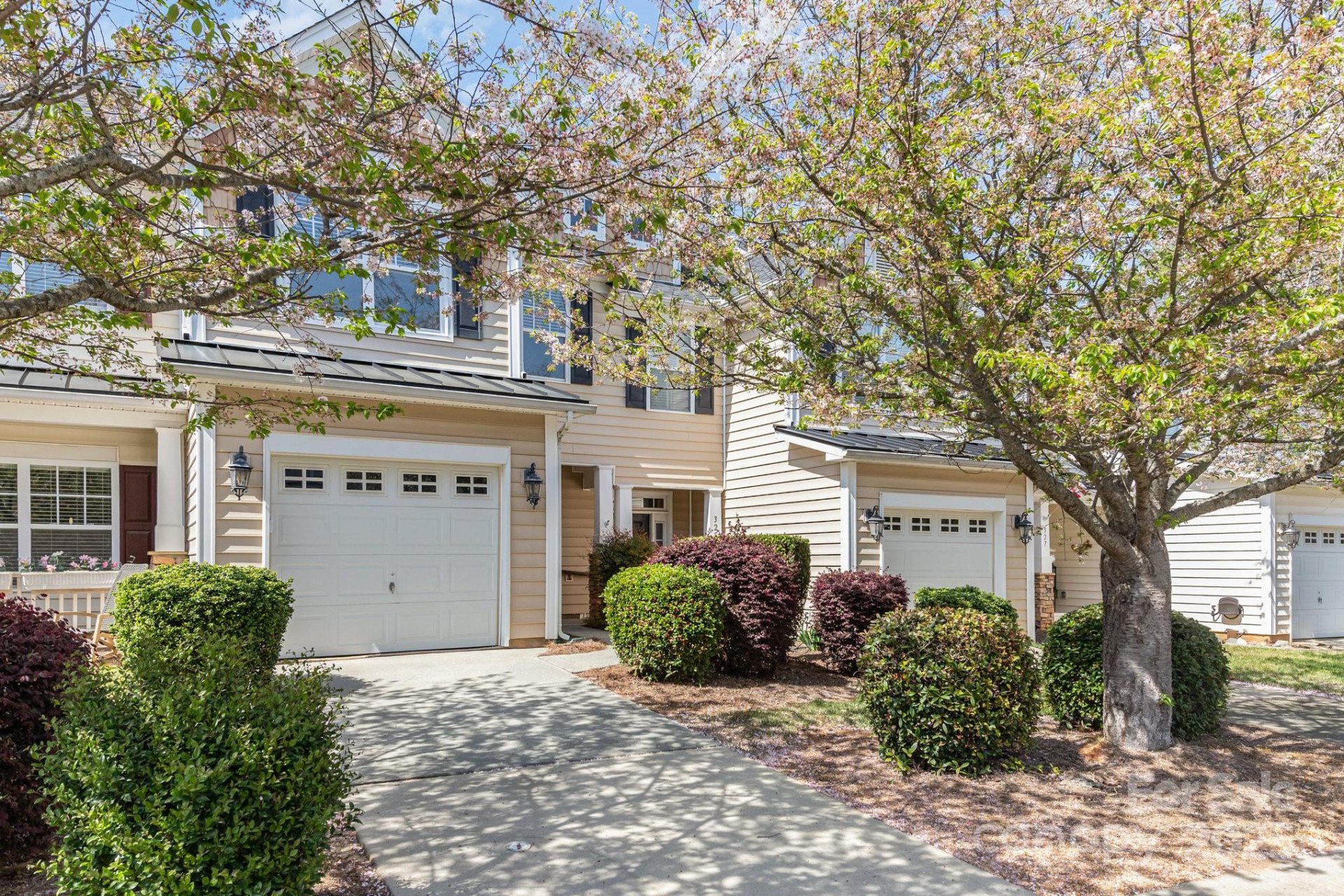 321 Rose Garden Court