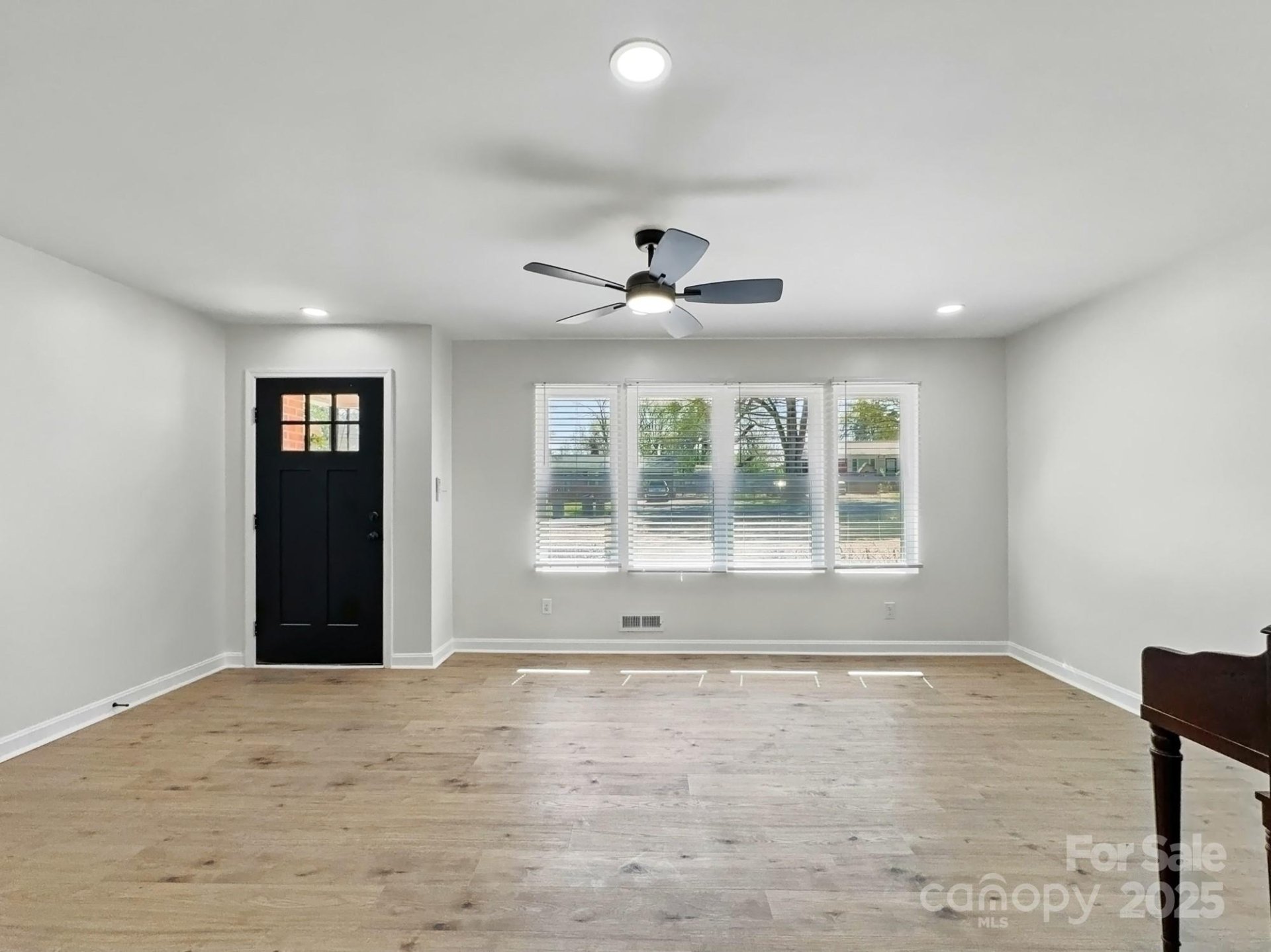 Property image 5 at 4331 Hamilton Circle, Charlotte, NC 28216