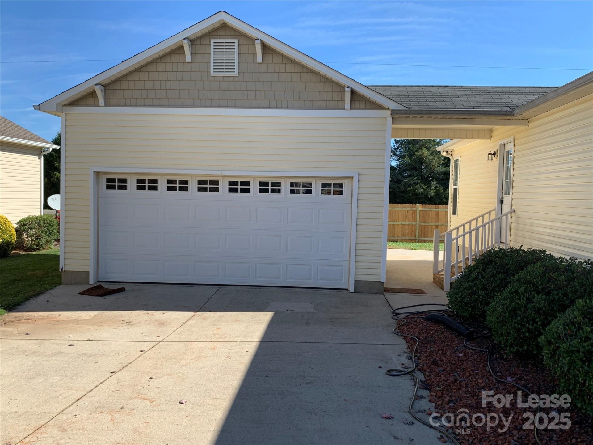 Property image 3 at 111 Kingsgate Court, Statesville, NC 28625