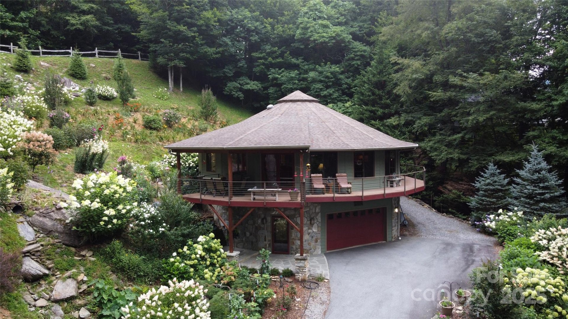 Property image 1 at 140 Slim Ridge, Maggie Valley, NC 28751