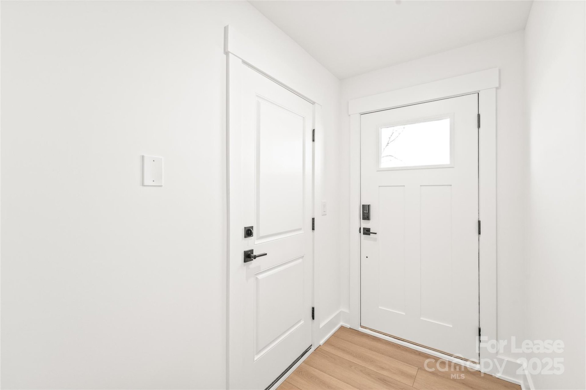 Property image 4 at 417 Blairhill Road, Charlotte, NC 28217