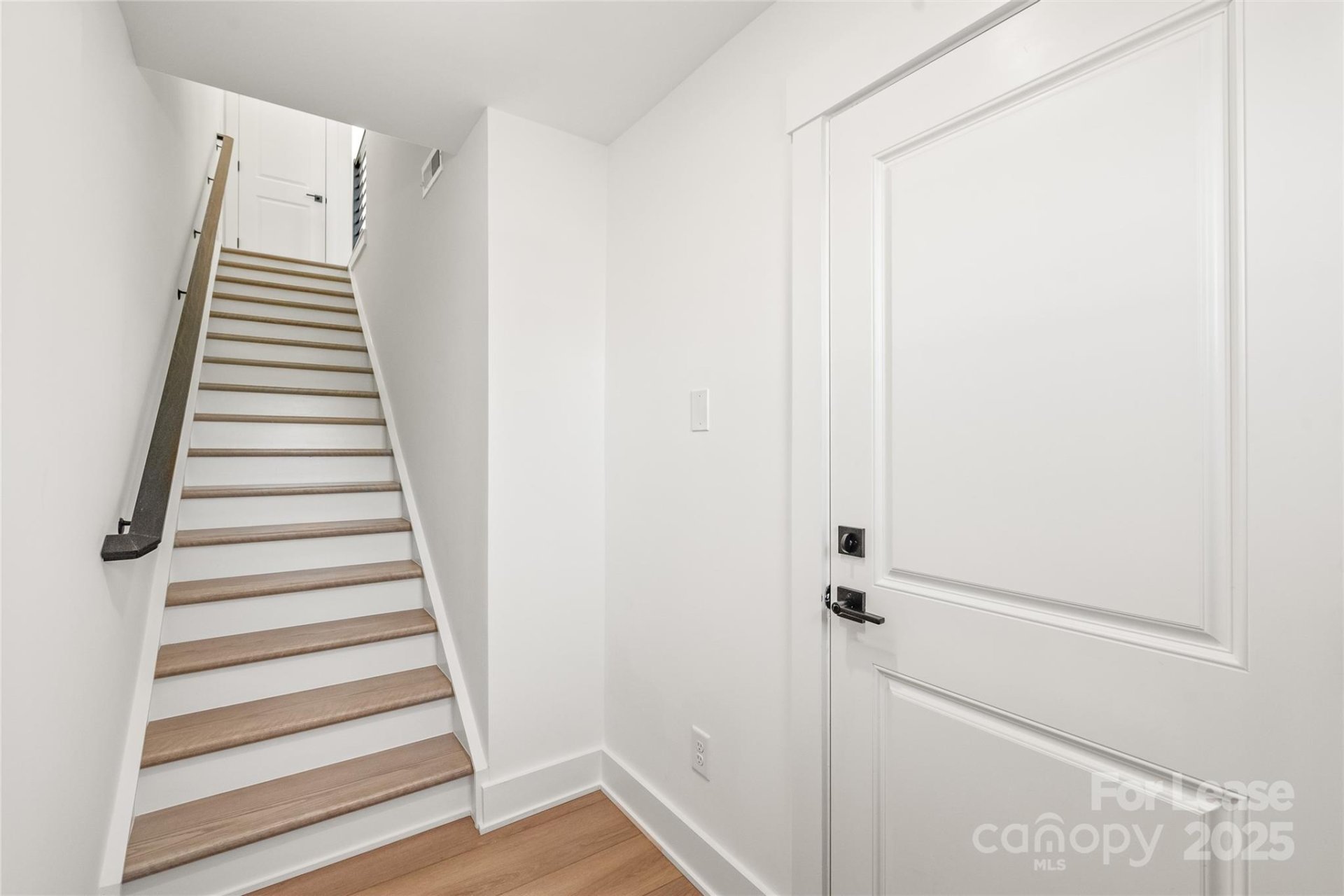 Property image 5 at 417 Blairhill Road, Charlotte, NC 28217