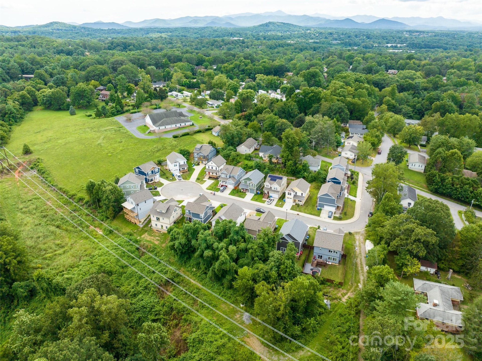 Property image 4 at 5 Shakedown Street, Asheville, NC 28803